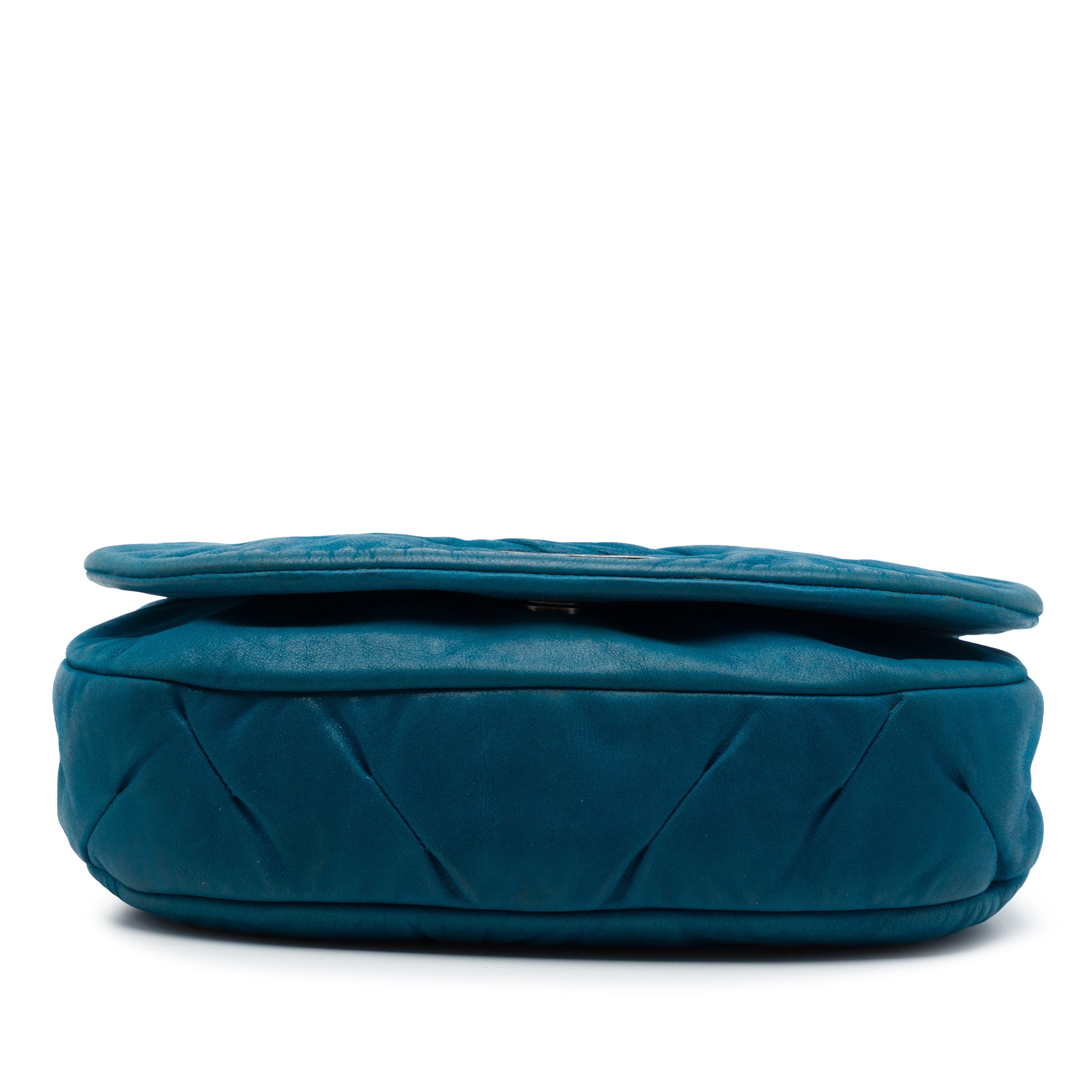 Chanel Iridescent Calfskin East Glint Flap - image 3