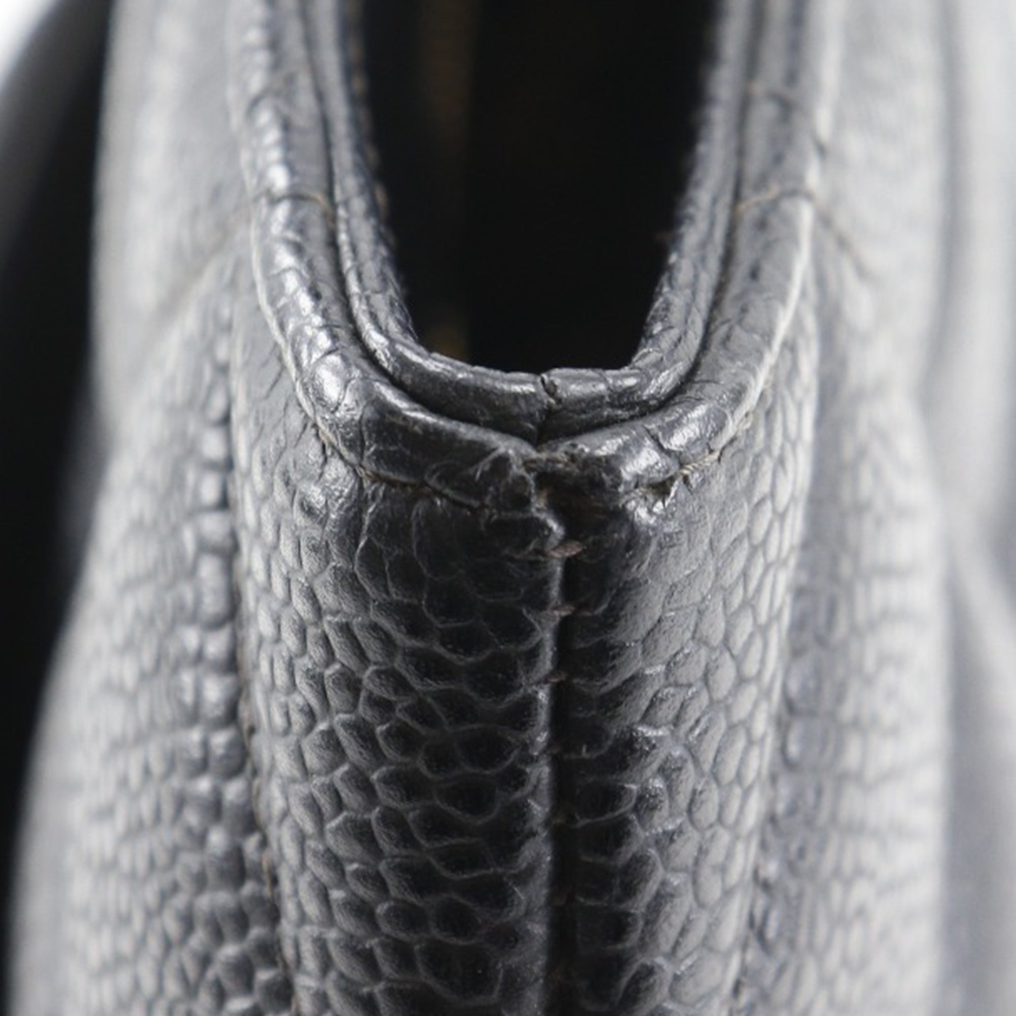 Chanel Caviar Medallion Tote - image 12