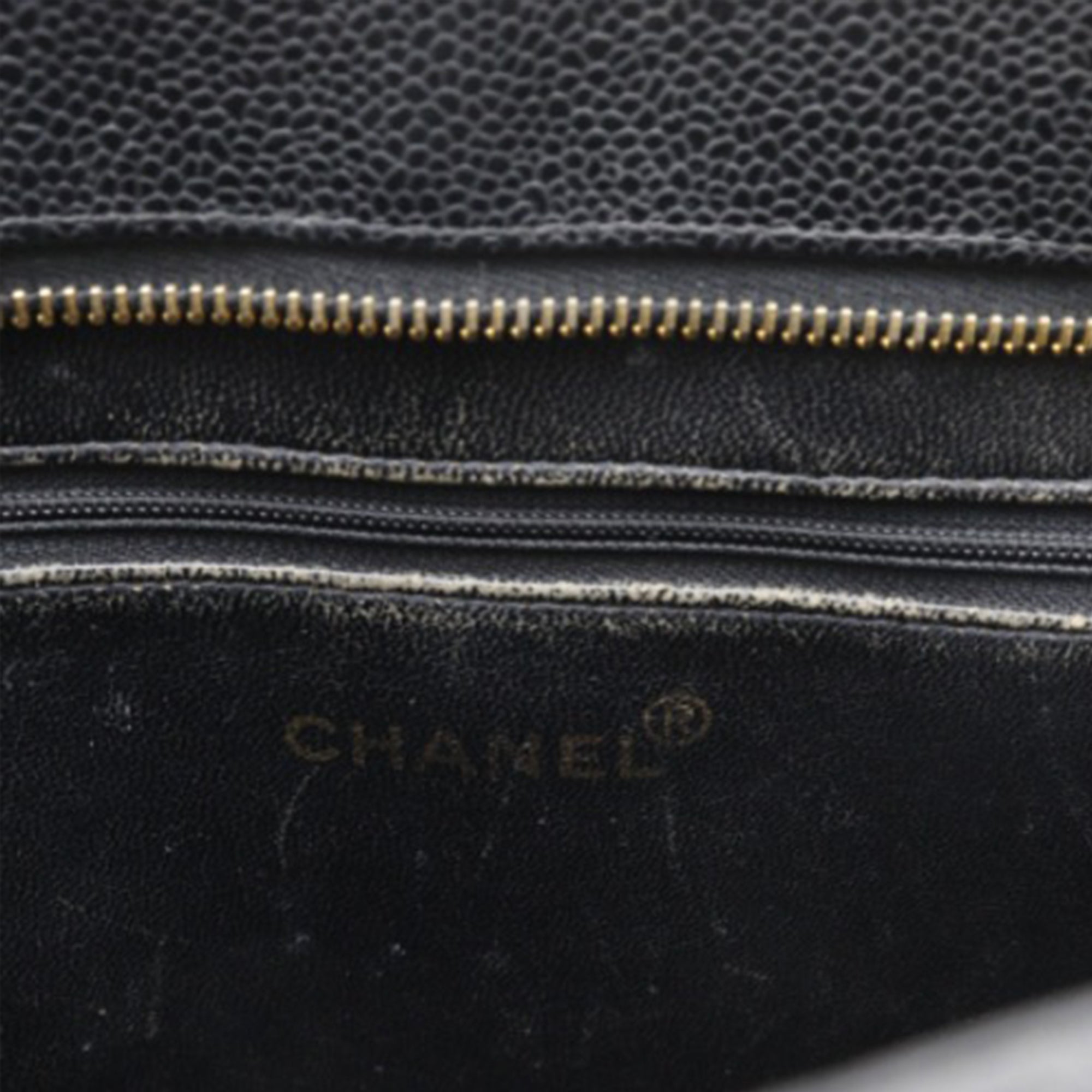 Chanel Caviar Medallion Tote - image 6