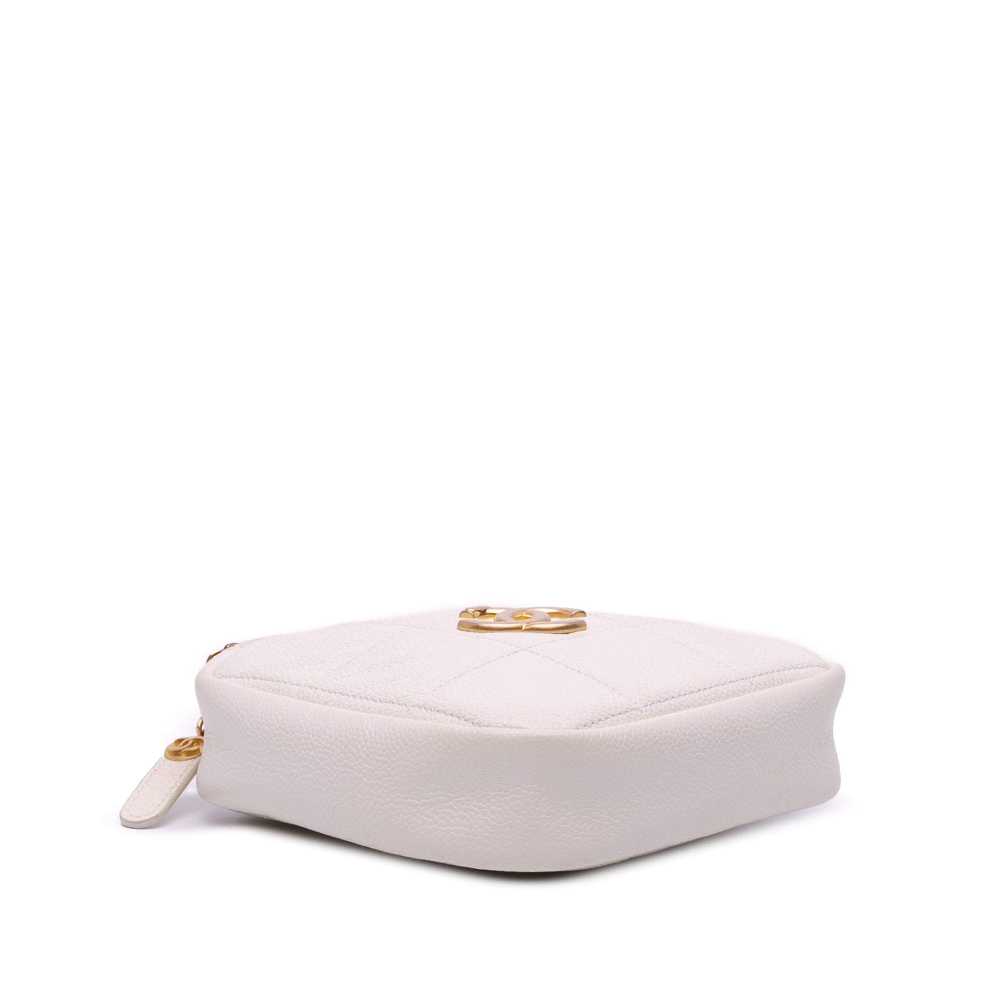 Chanel Quilted Caviar Diamond Clutch With Chain - image 3