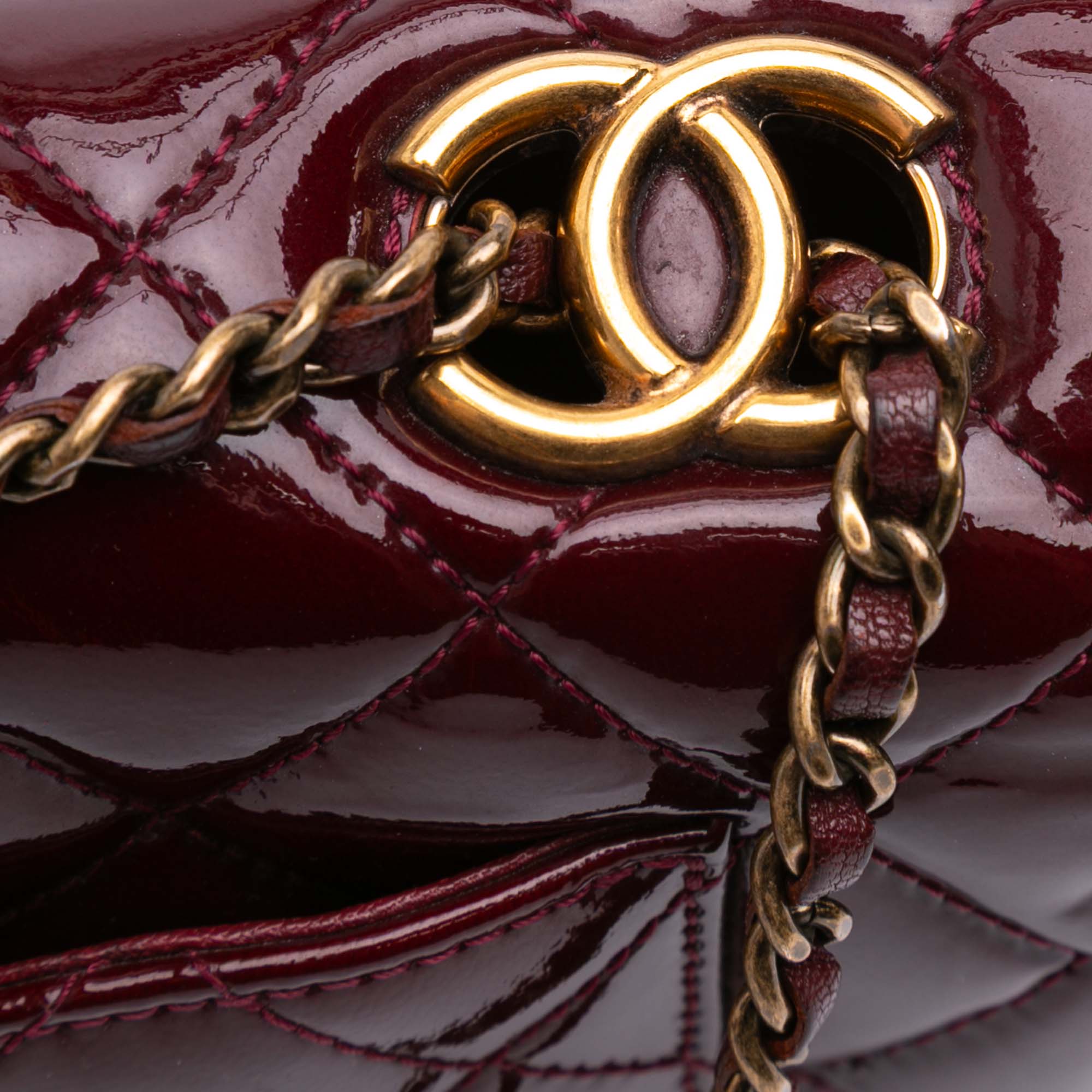 Chanel Paris-Salzburg Medium Patent Goatskin CC Eyelet Flap - image 7