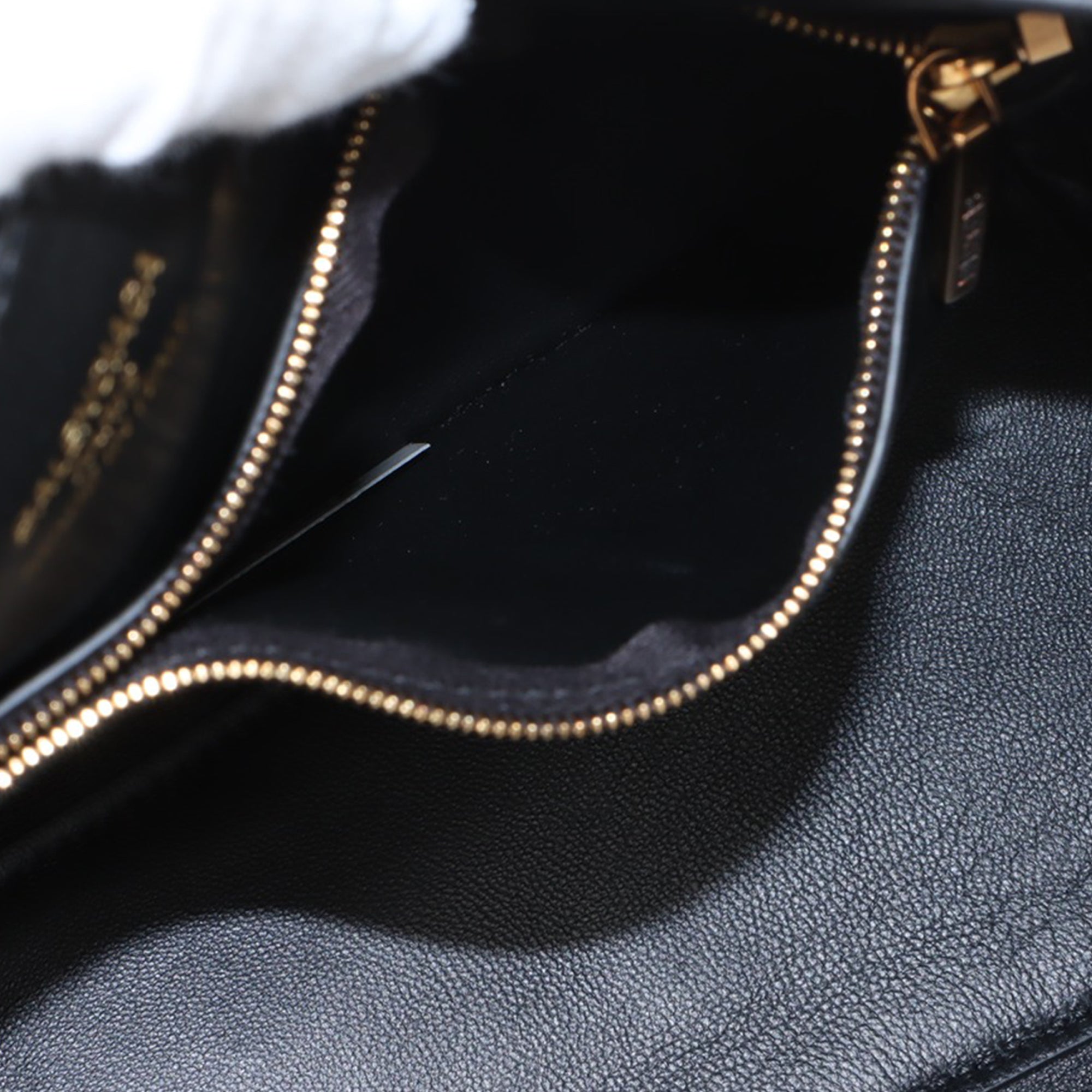 Balenciaga Medium Smooth Calfskin Bel Air Carry All Tote - image 7
