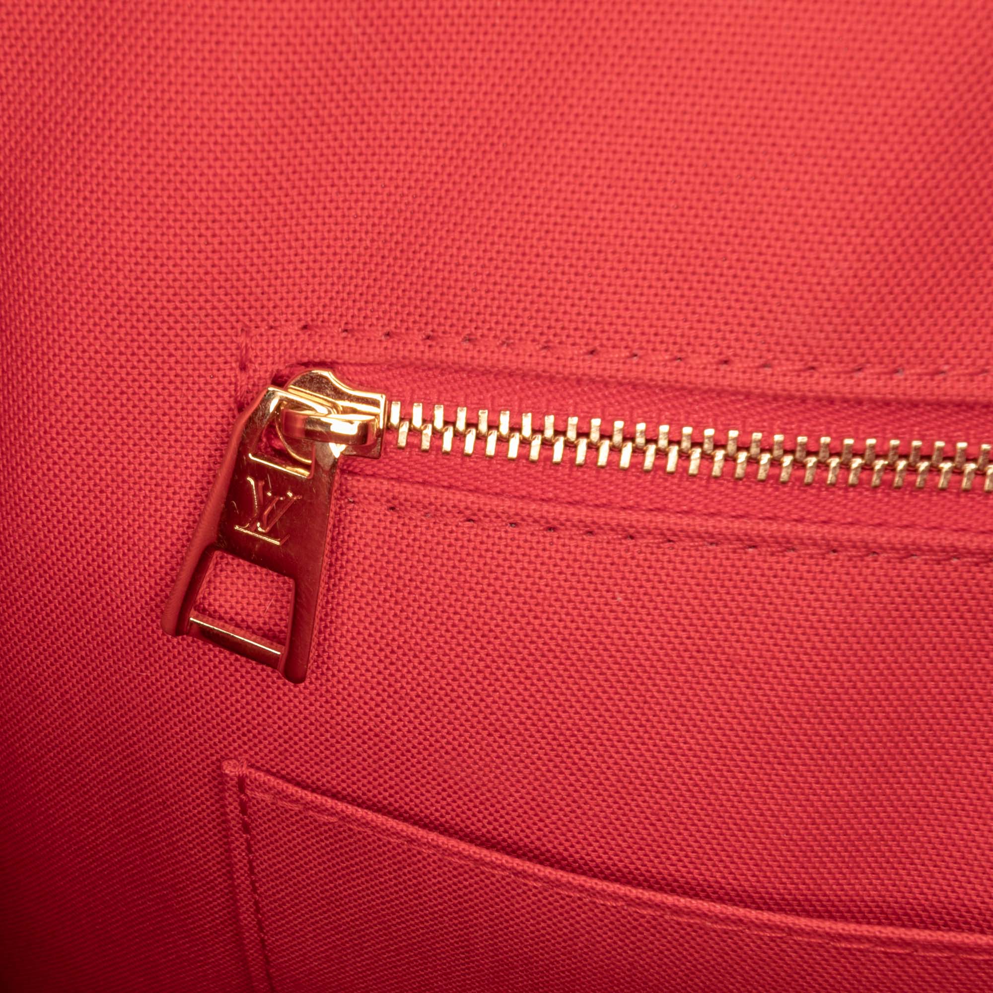 Louis Vuitton Monogram Reverse Giant OnTheGo GM - image 6
