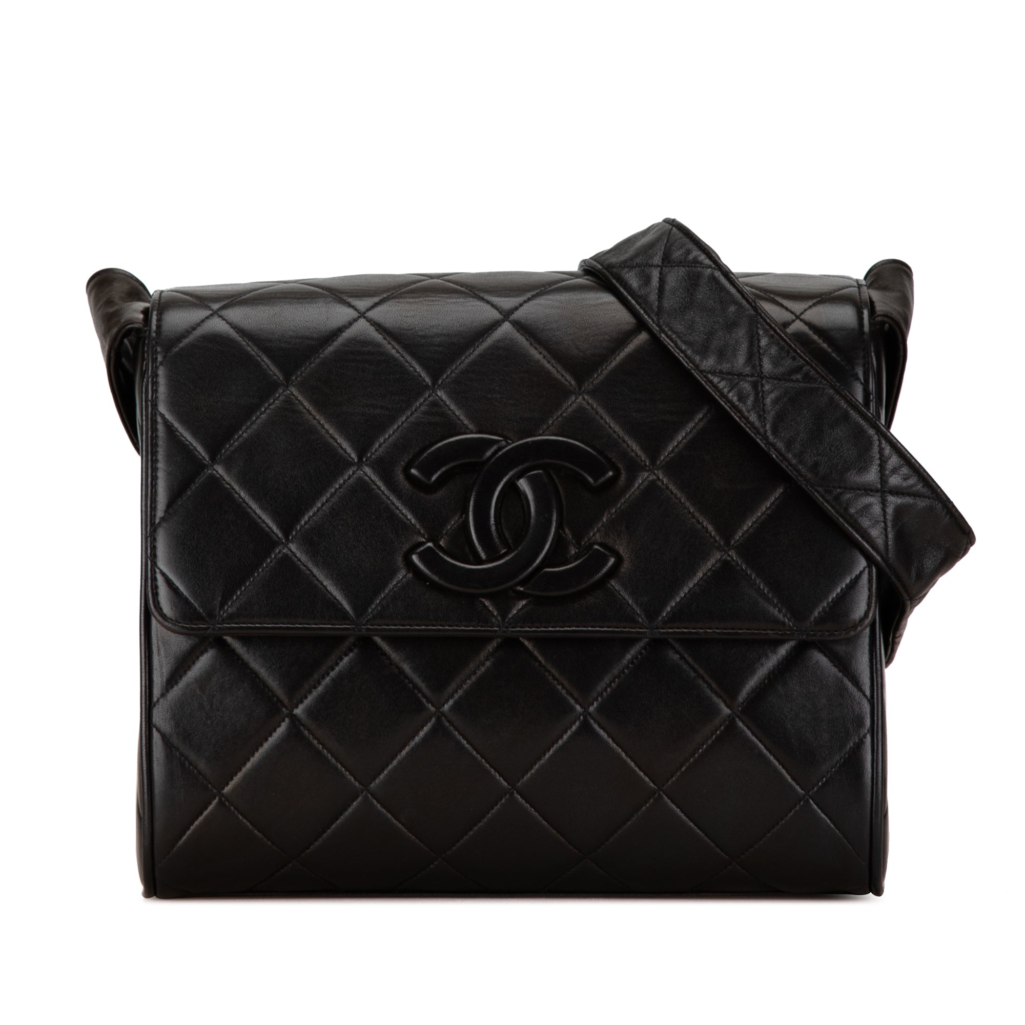 Chanel CC Quilted Lambskin Flap - image 1