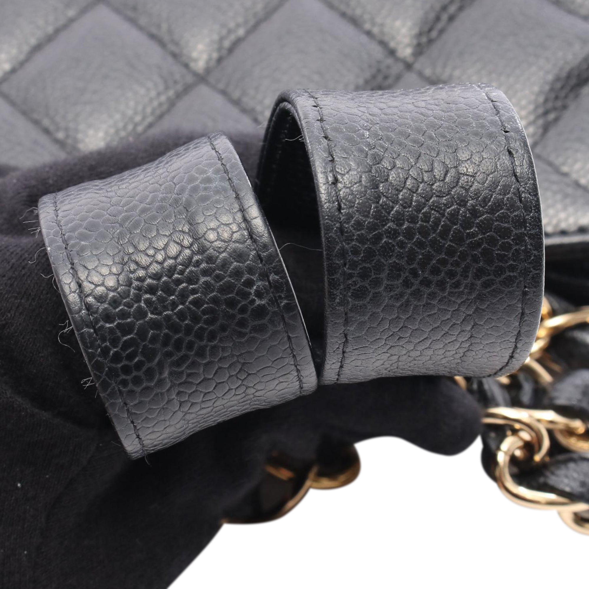 Chanel Caviar Petite Shopping Tote - image 10