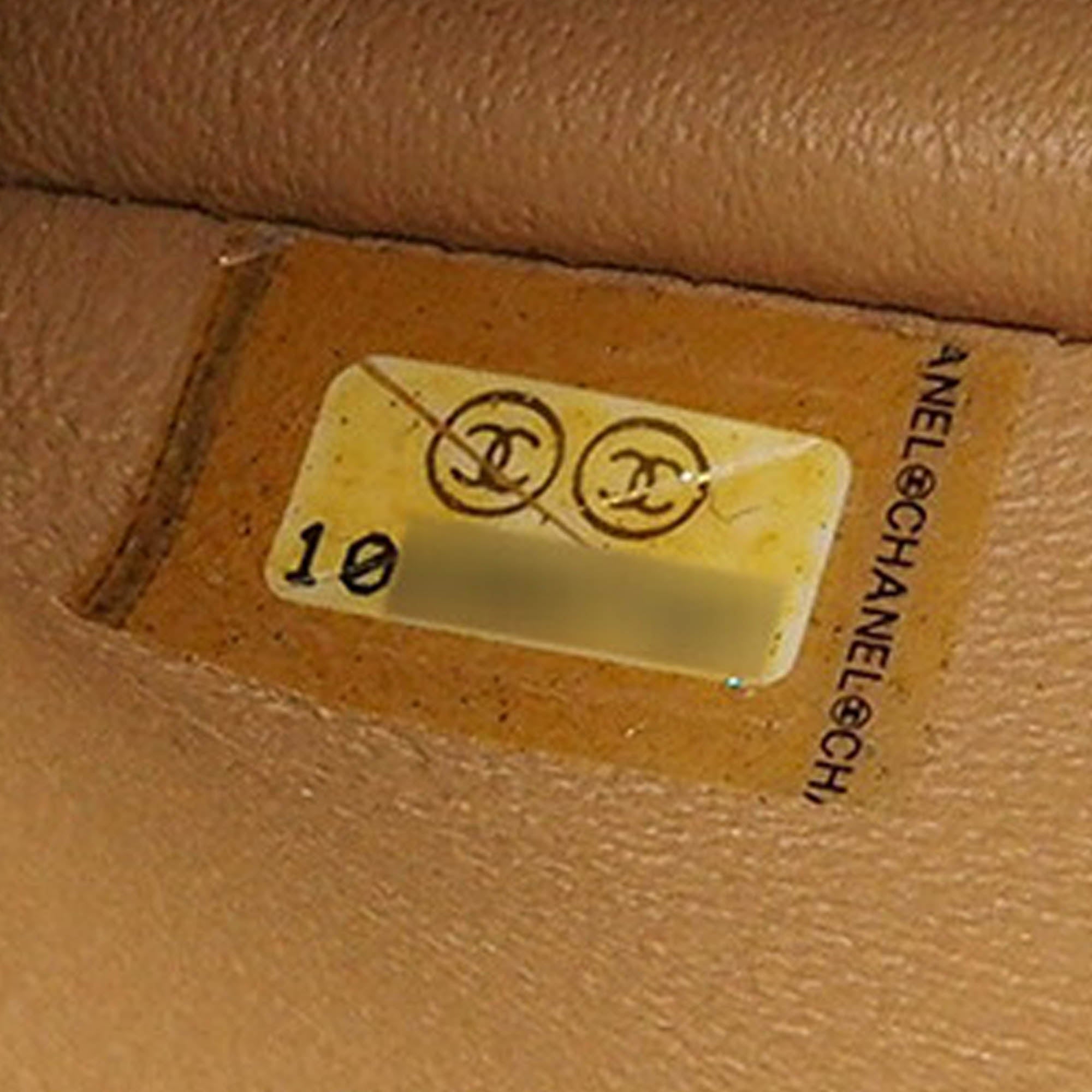 Chanel CC Lambskin East West Single Flap - image 7