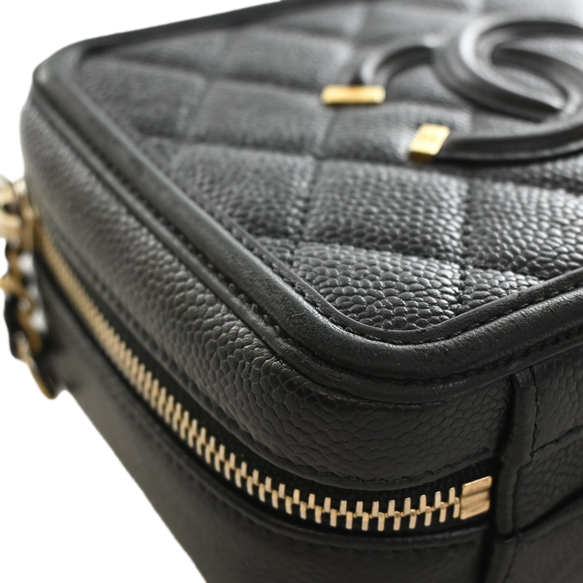 Chanel Small Caviar CC Filigree Vanity Case - image 12