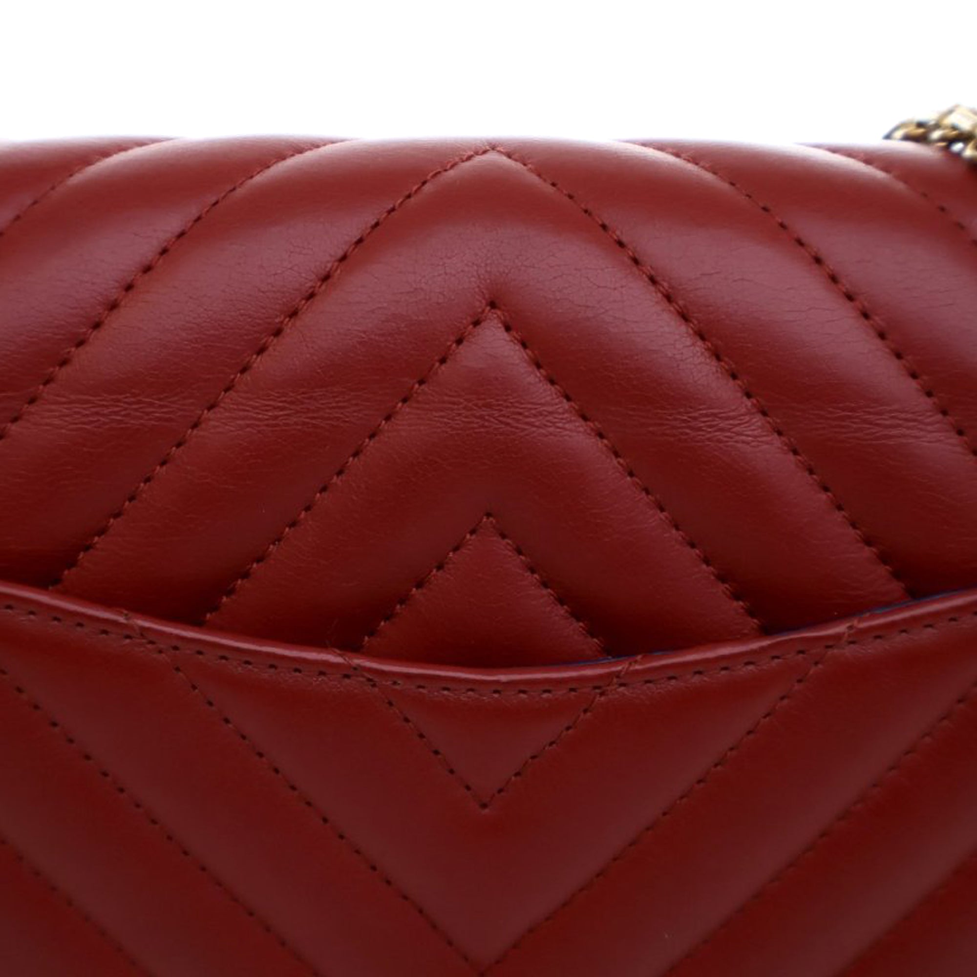 Chanel Reissue 2.55 Chevron Aged Calfskin Double Flap 225 - image 7