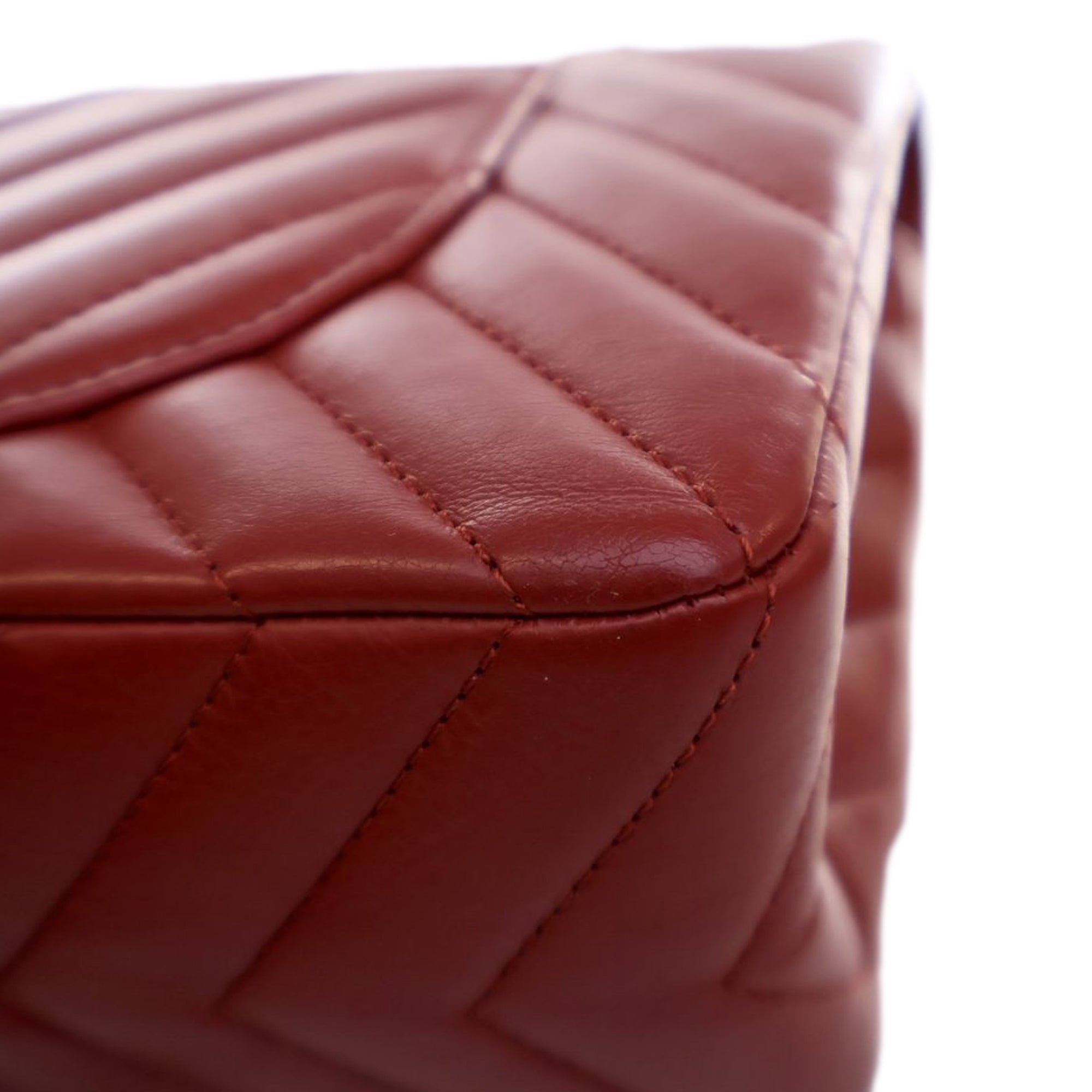 Chanel Reissue 2.55 Chevron Aged Calfskin Double Flap 225 - image 8