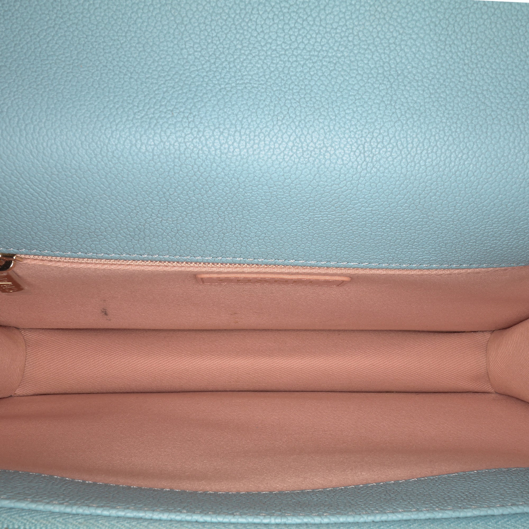 Chanel Caviar Thread Around Chain Flap - image 4
