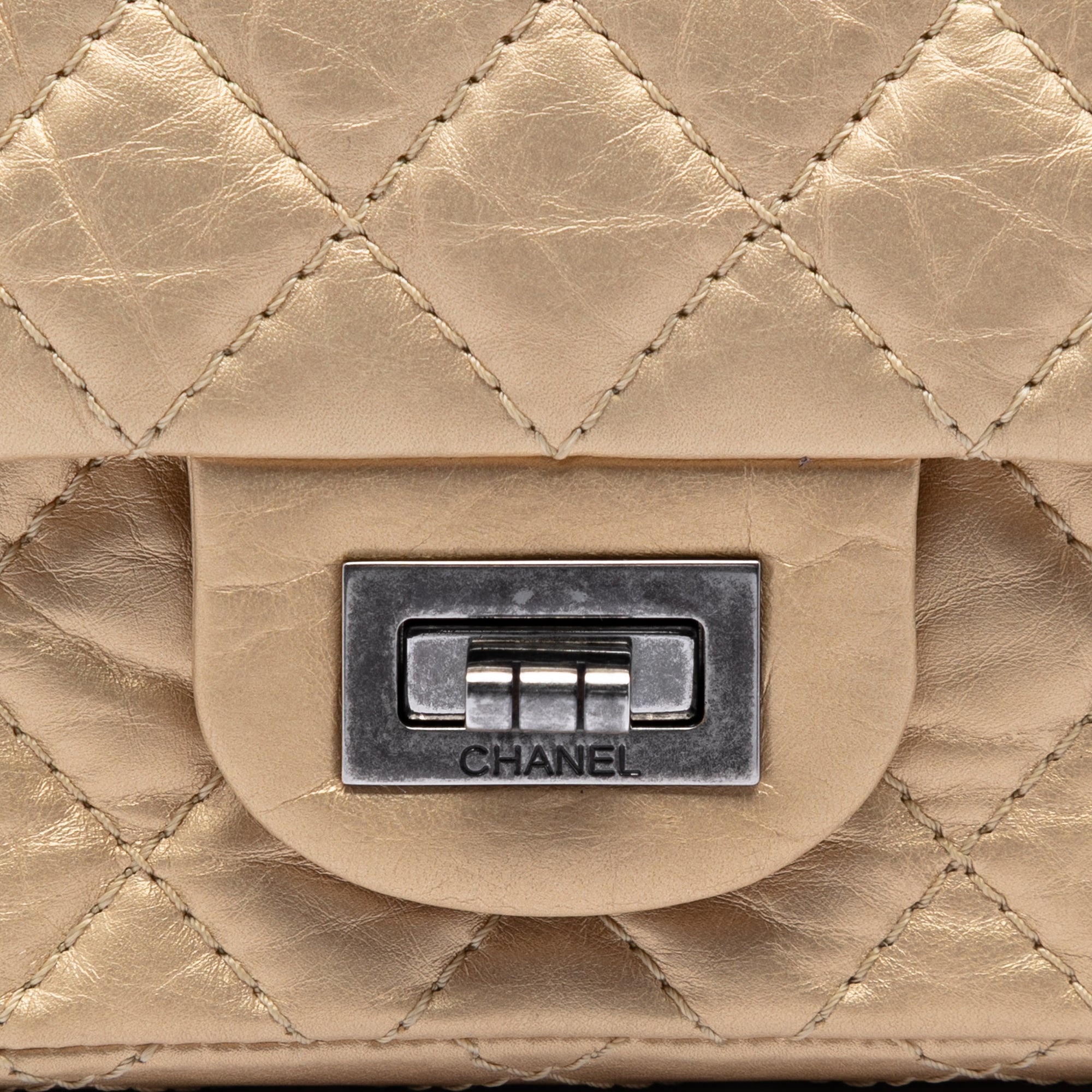 Chanel Quilted Aged Calfskin Reissue 2.55 Double Flap 224 - image 5