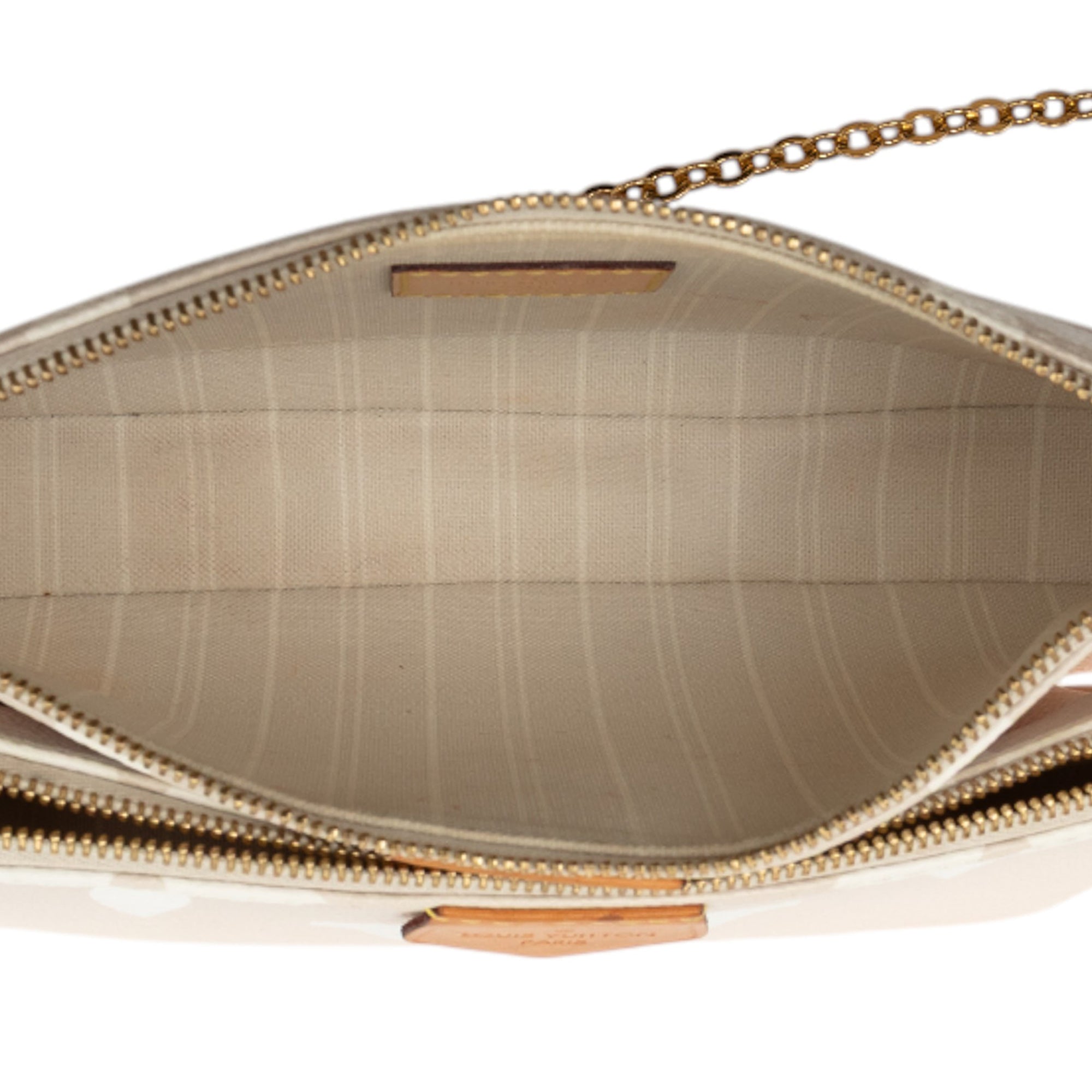 Louis Vuitton Monogram Giant By The Pool Multi Pochette Accessoires - image 4