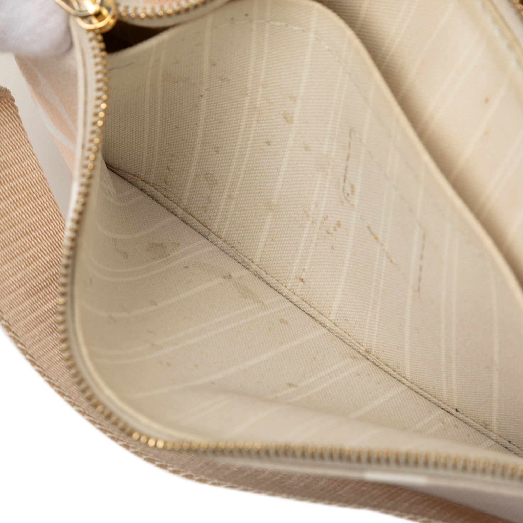 Louis Vuitton Monogram Giant By The Pool Multi Pochette Accessoires - image 5