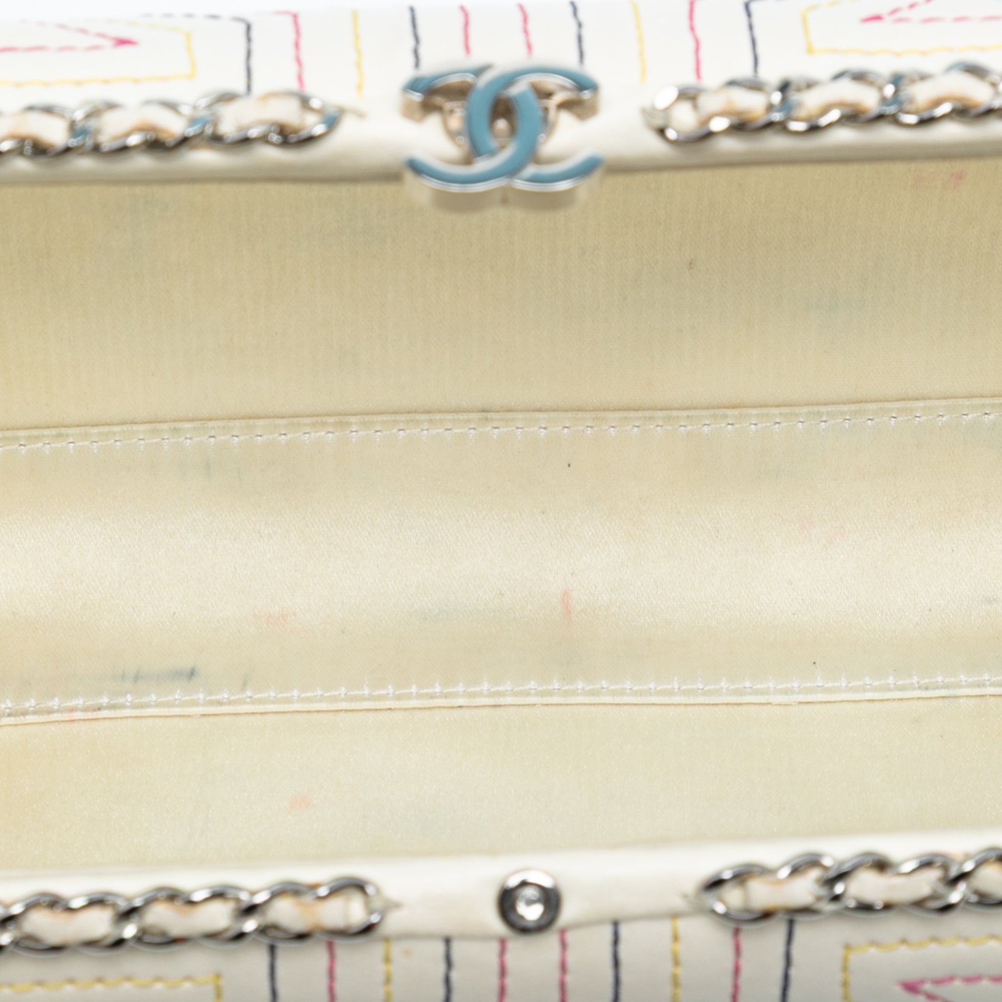 Chanel Quilted Calfskin Korean Garden Clutch on Chain - image 4