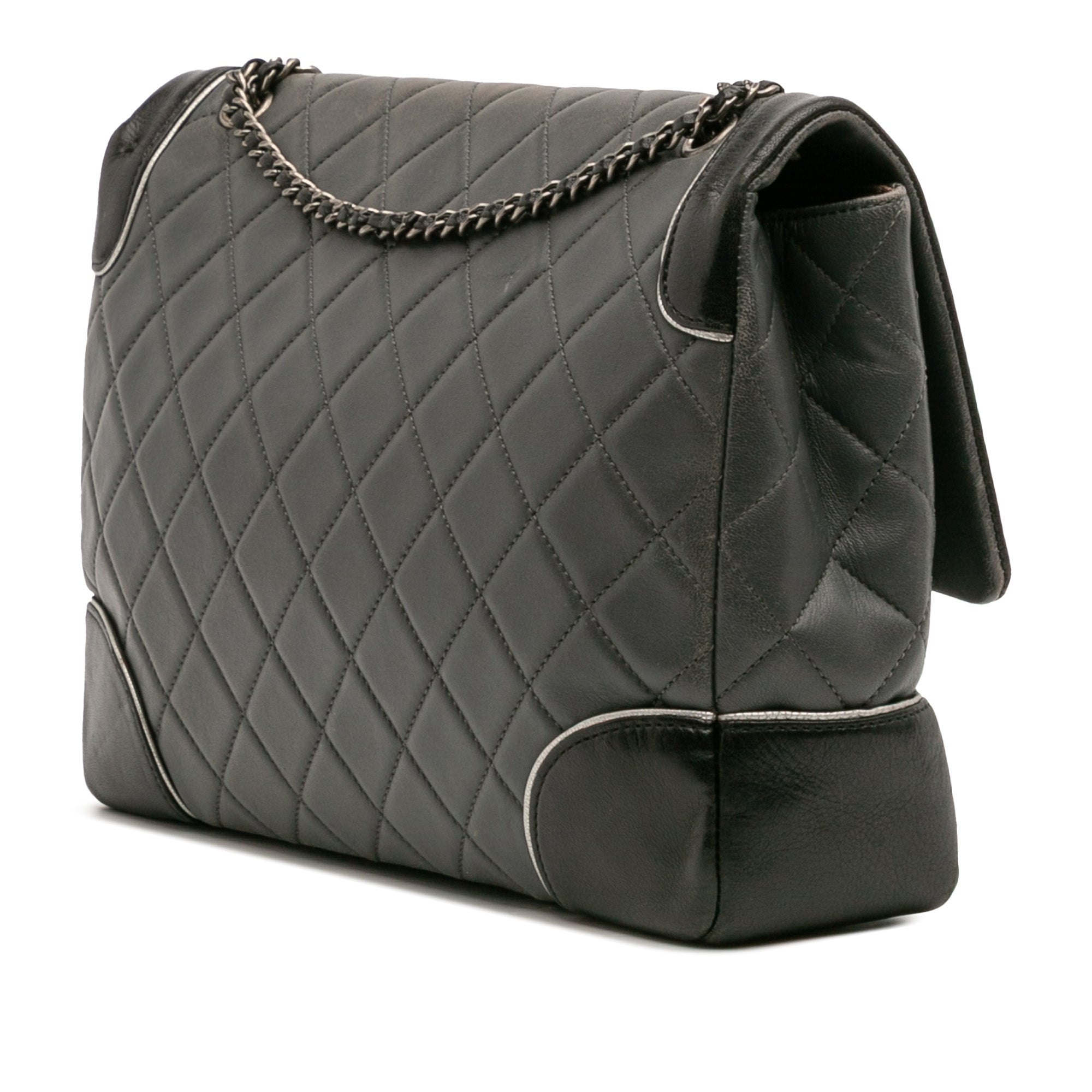 Chanel Paris-Salzburg Jumbo Bicolor Quilted Lambskin Tyrolean Flap - image 2