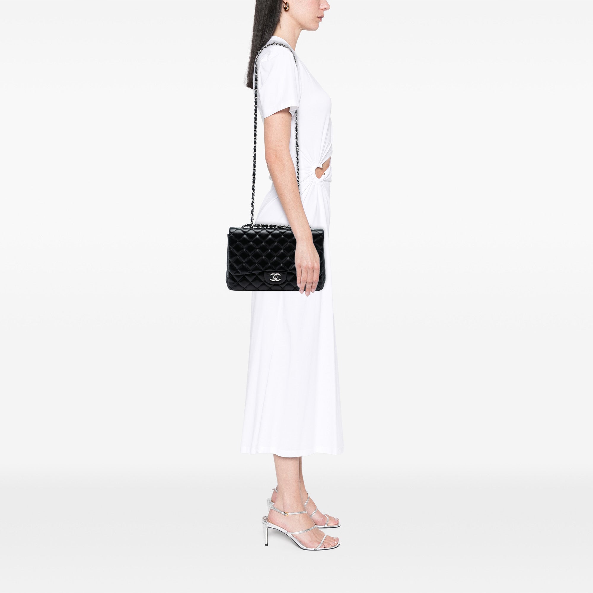 Chanel Jumbo Classic Lambskin Single Flap - image 7