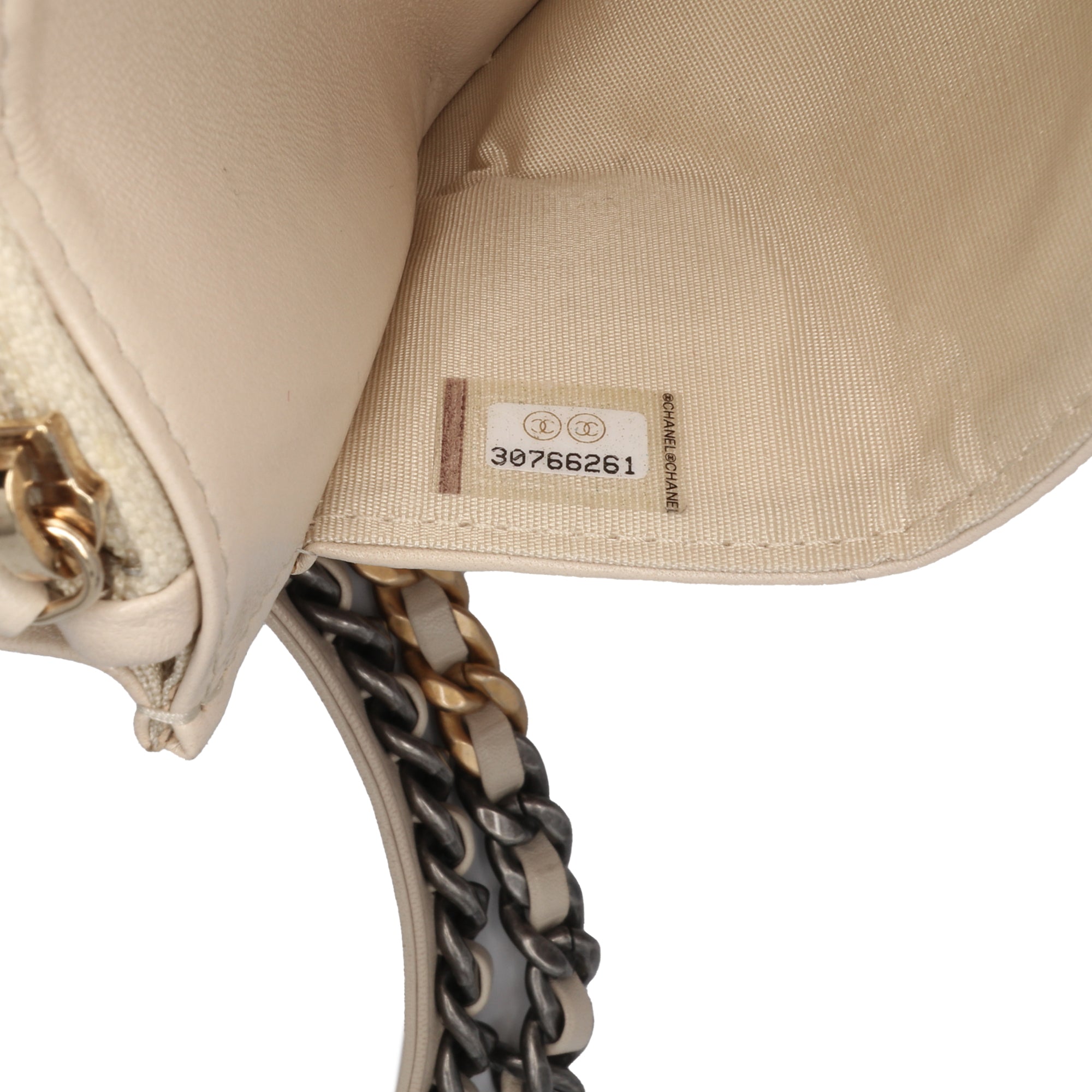 Chanel Quilted Lambskin 19 Wallet on Chain - image 6