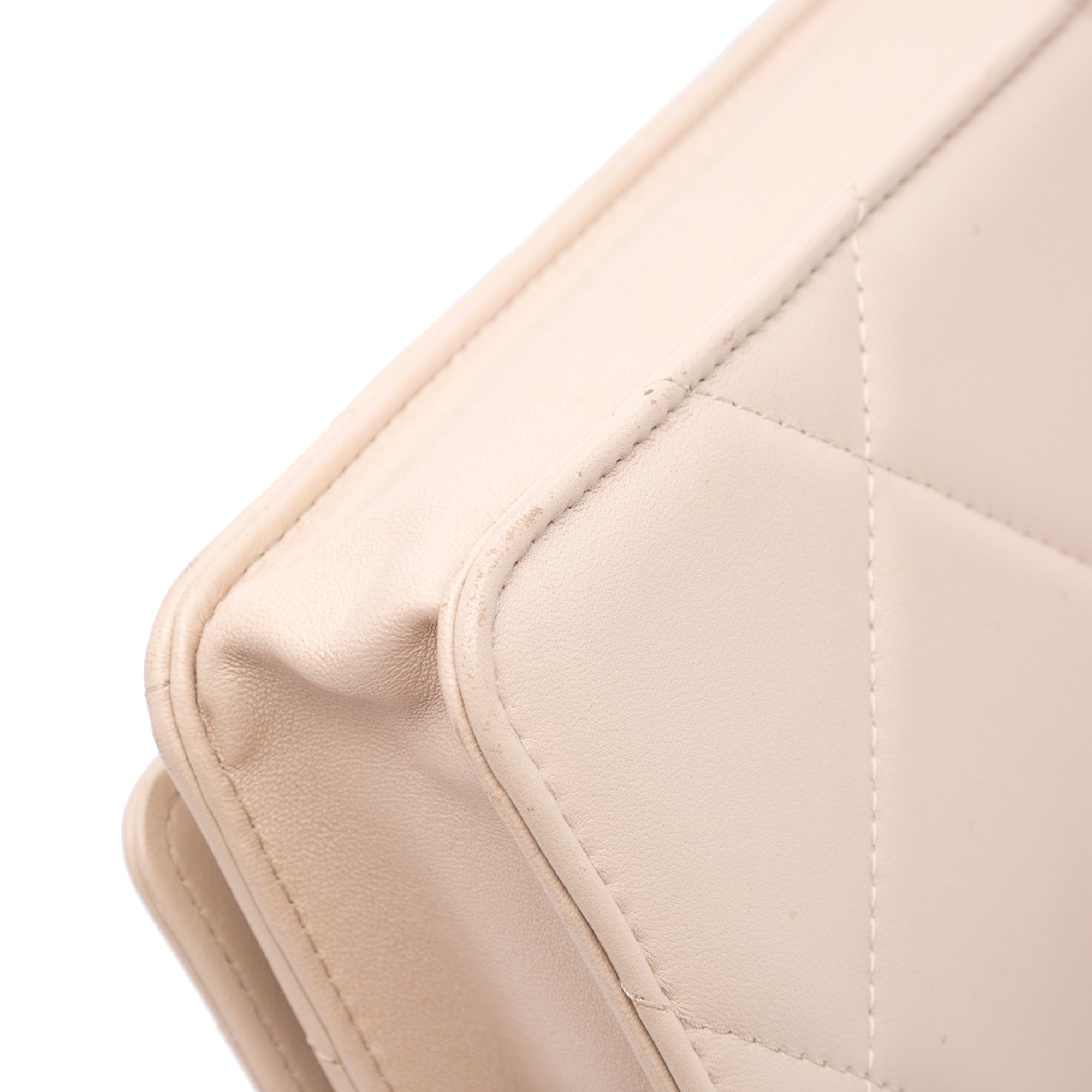 Chanel Quilted Lambskin 19 Wallet on Chain - image 8
