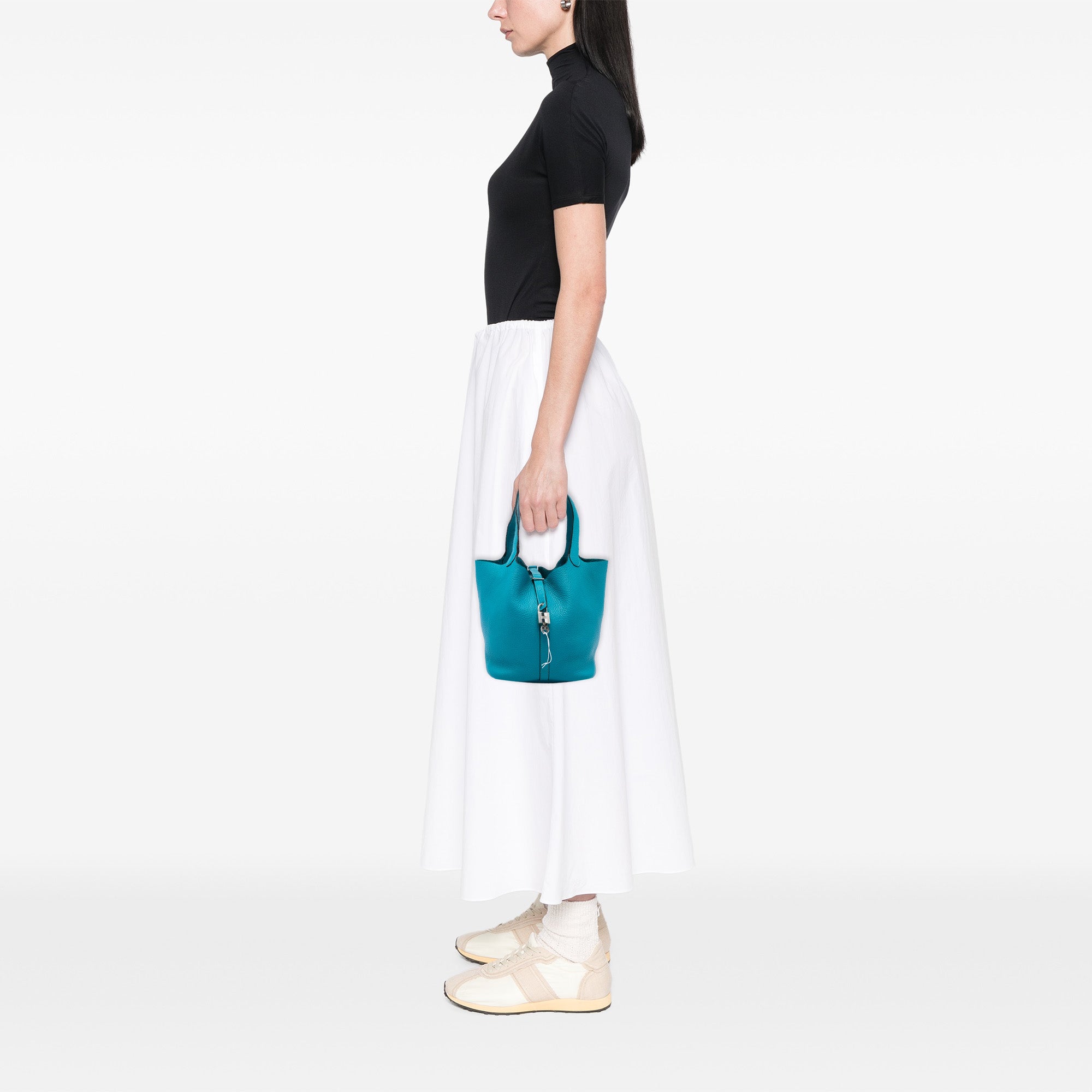 Hermès Clemence Picotin Lock 22 - image 5