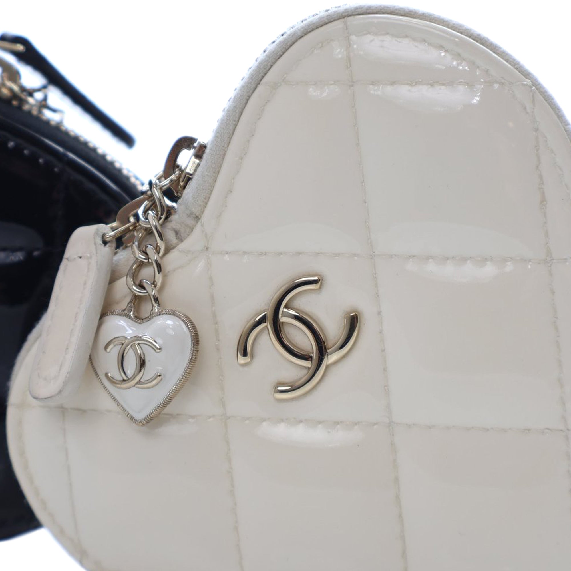 Chanel Quilted Patent Duo Heart Clutch with Chain - image 8