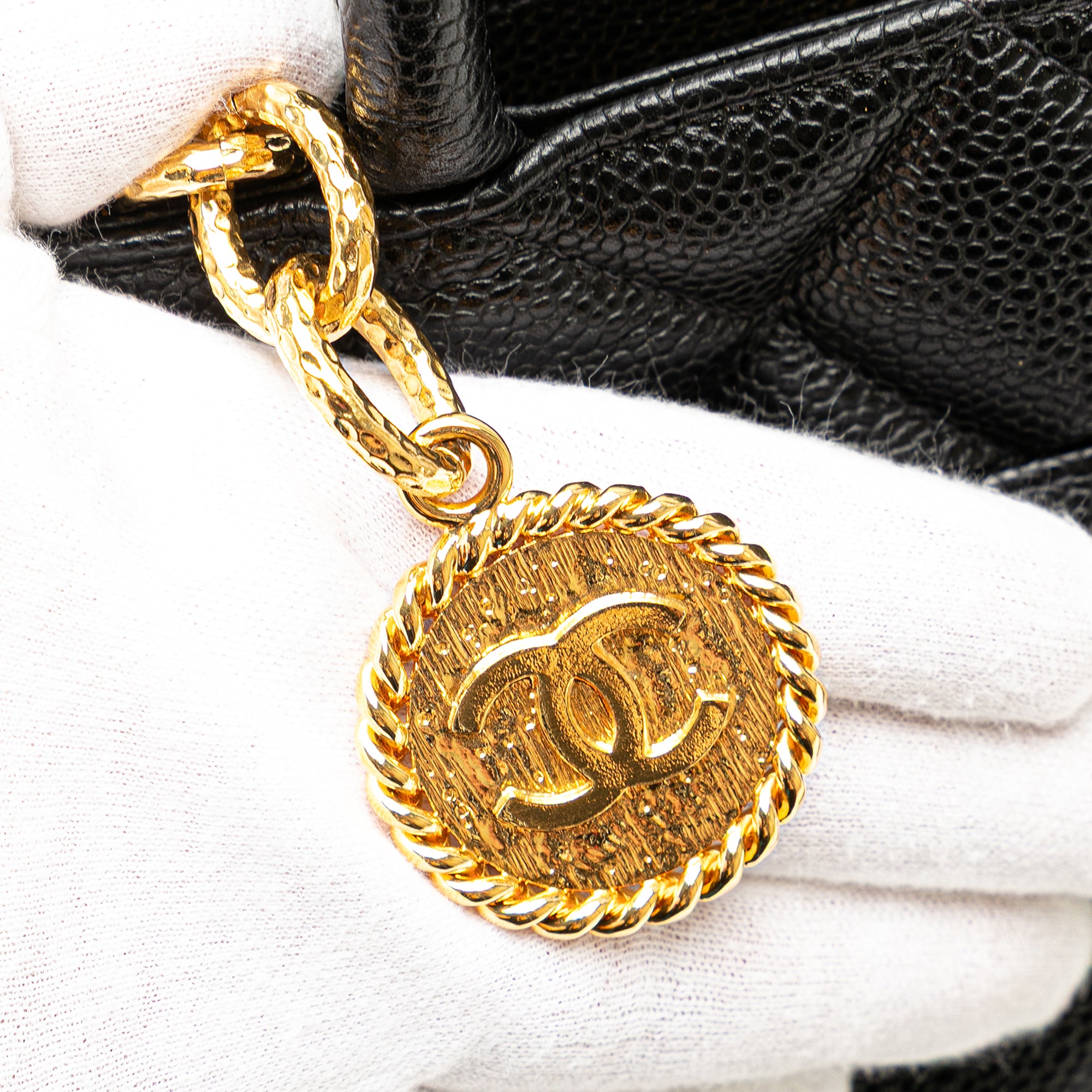 Chanel Caviar Medallion Tote - image 12