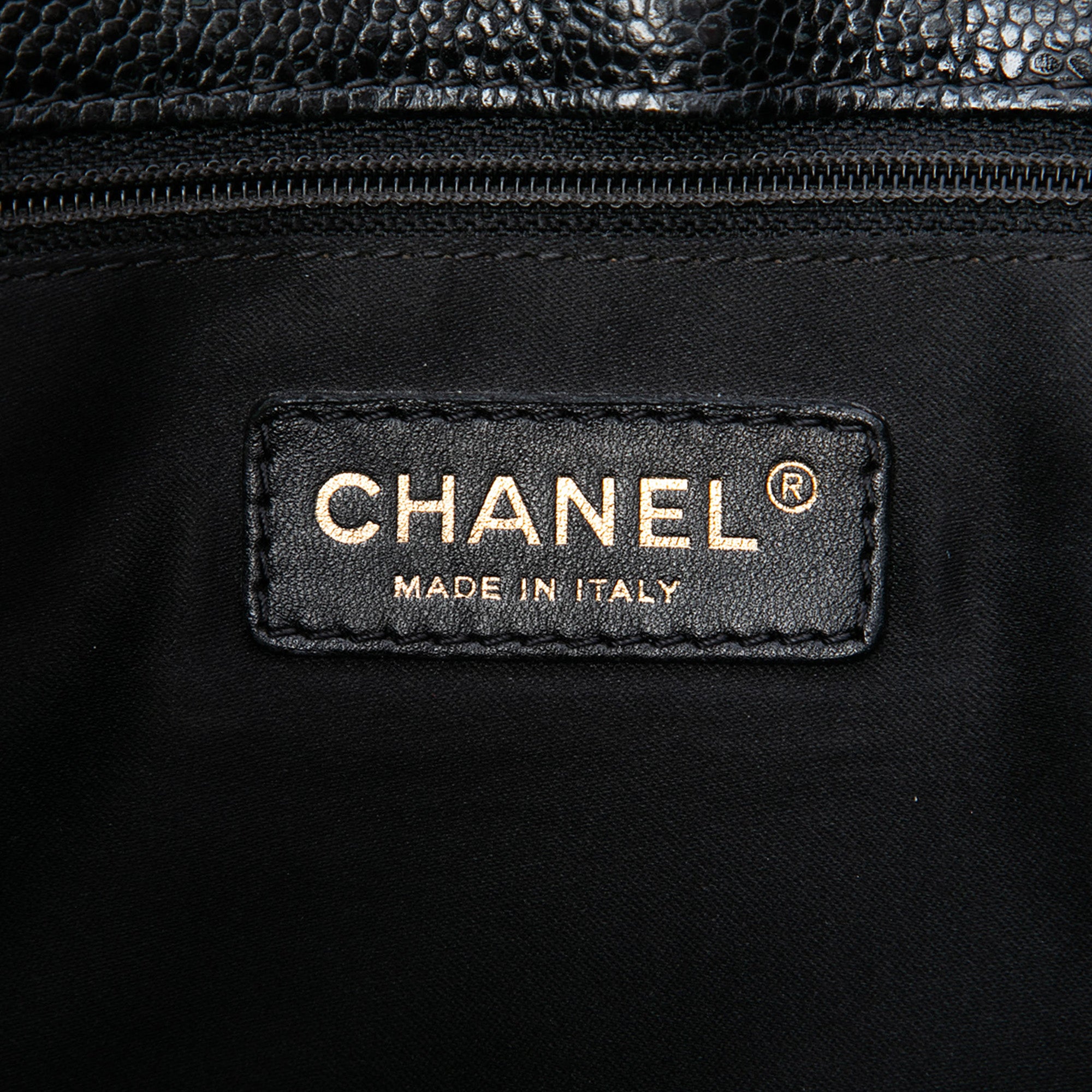 Chanel Caviar Grand Shopping Tote - image 5