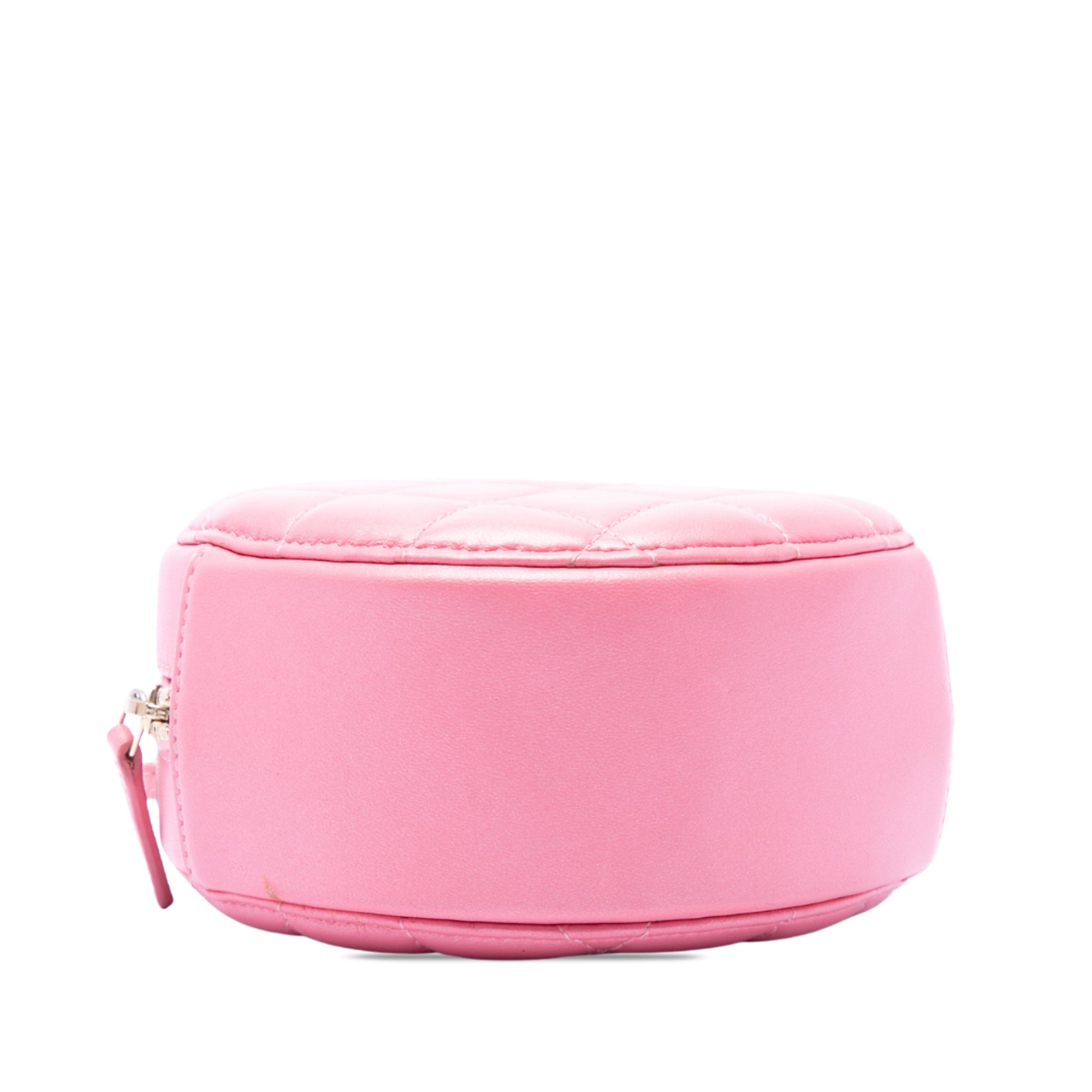 Chanel Quilted Lambskin Round Pearl Clutch with Chain - image 3