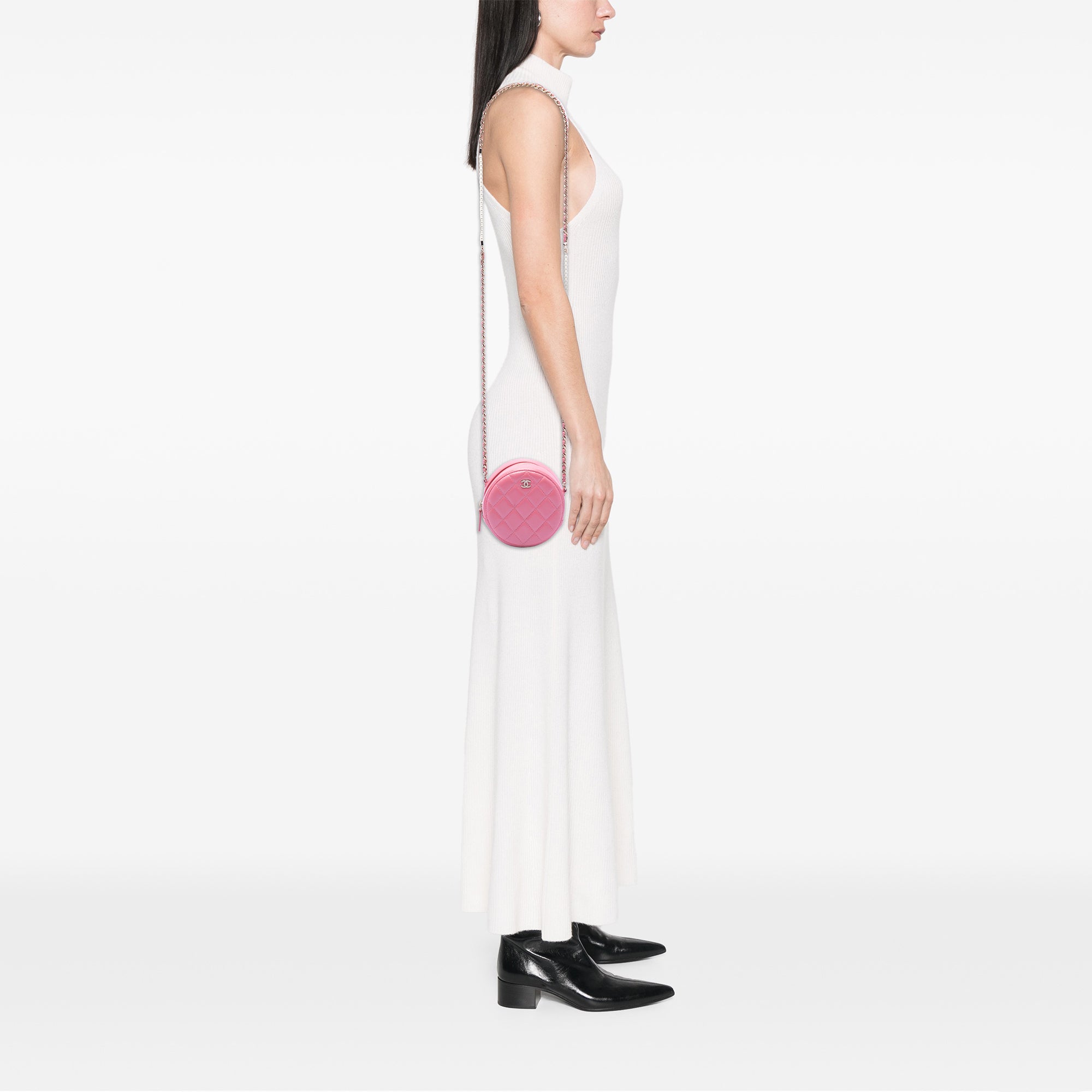 Chanel Quilted Lambskin Round Pearl Clutch with Chain - image 6