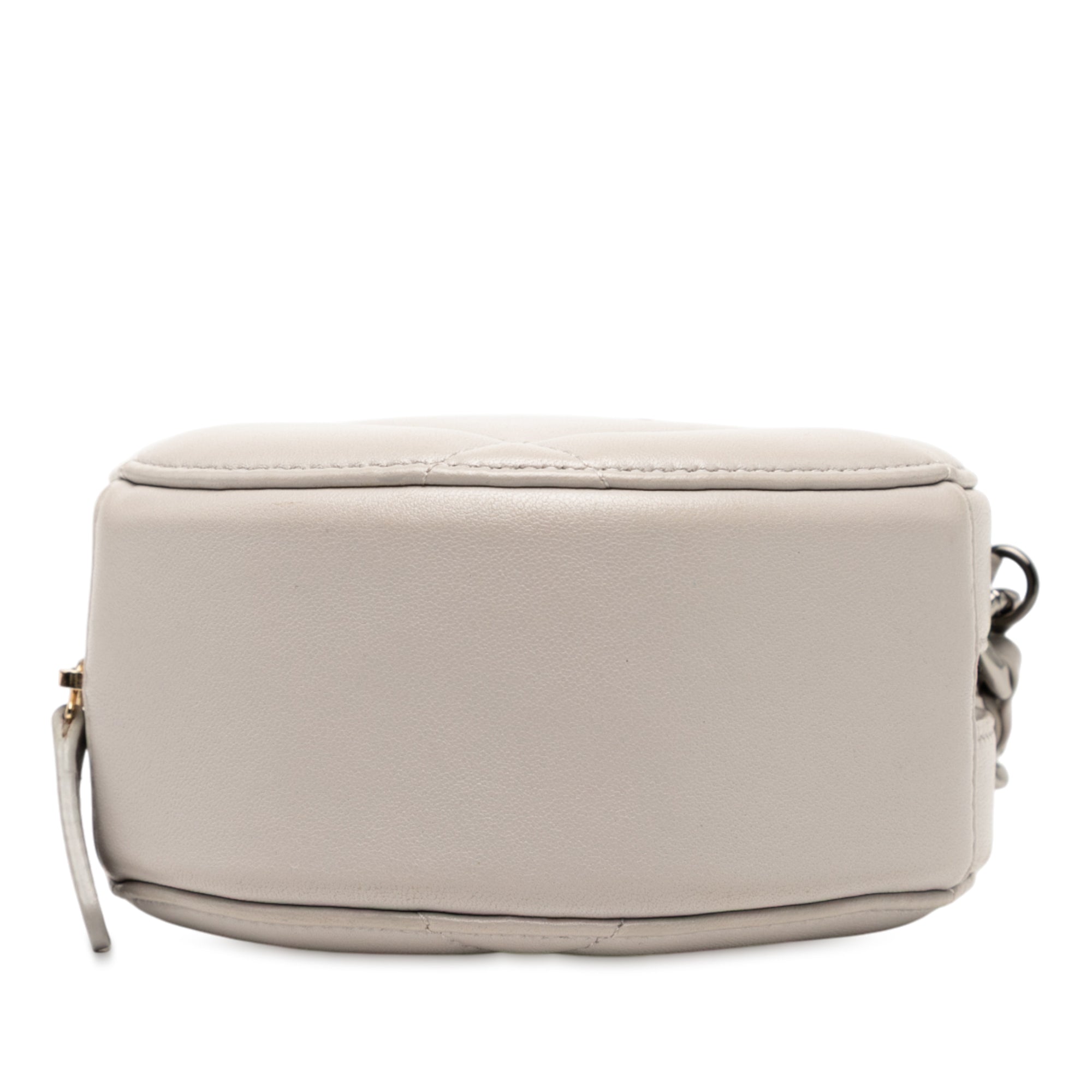 Chanel Lambskin 19 Round Clutch with Chain - image 3