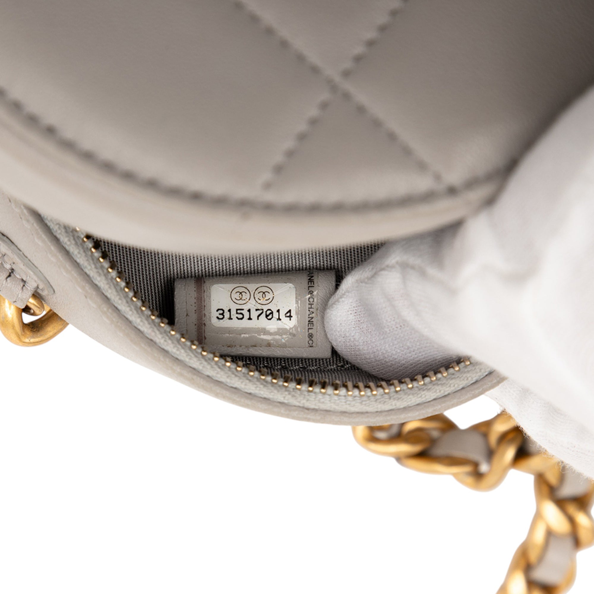 Chanel Lambskin 19 Round Clutch with Chain - image 6