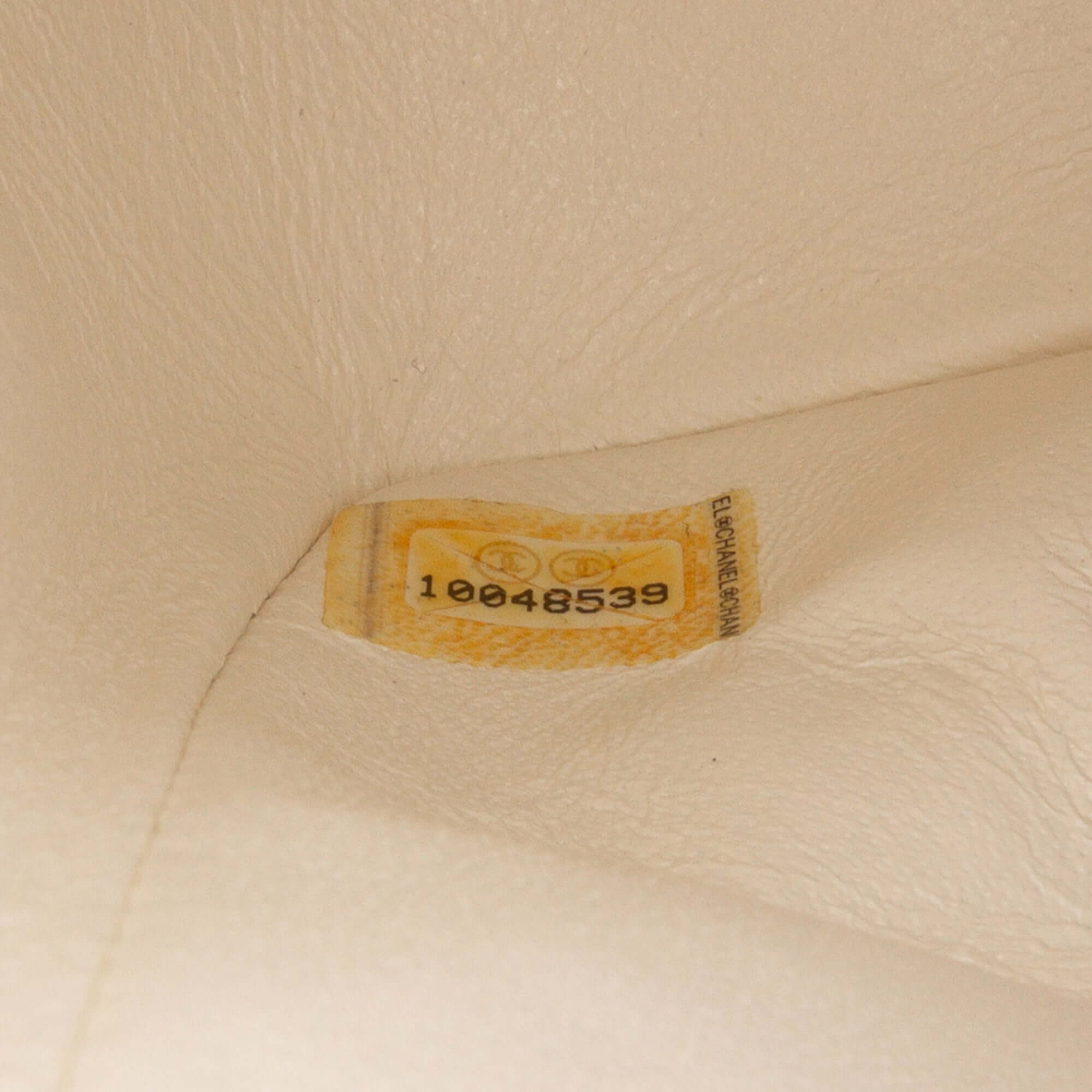 Chanel Medium Classic Caviar Double Flap