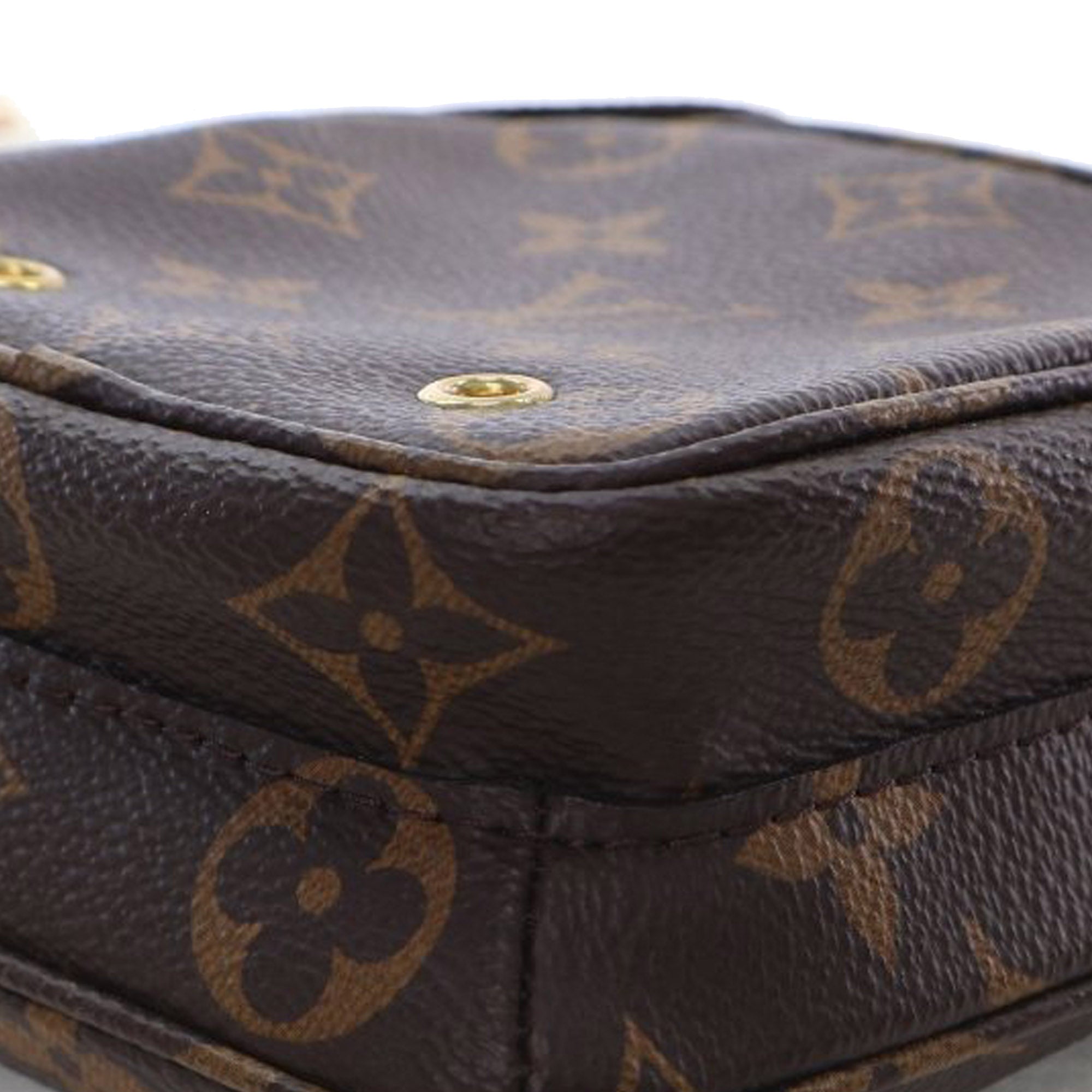 Louis Vuitton Monogram Utility Phone Sleeve - image 10