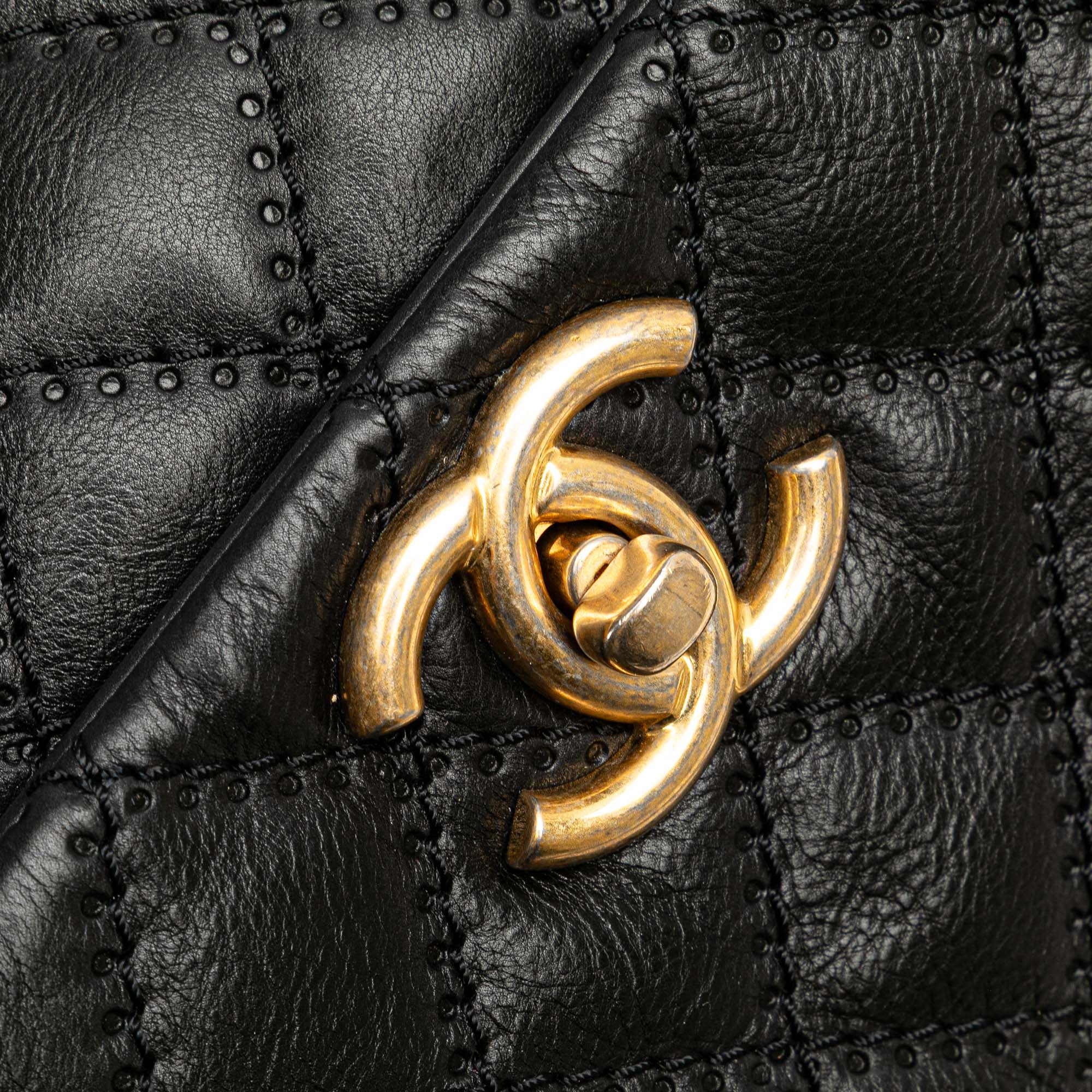 Chanel Quilted Calfskin Ultimate Stitch Retro Chain Flap - image 8