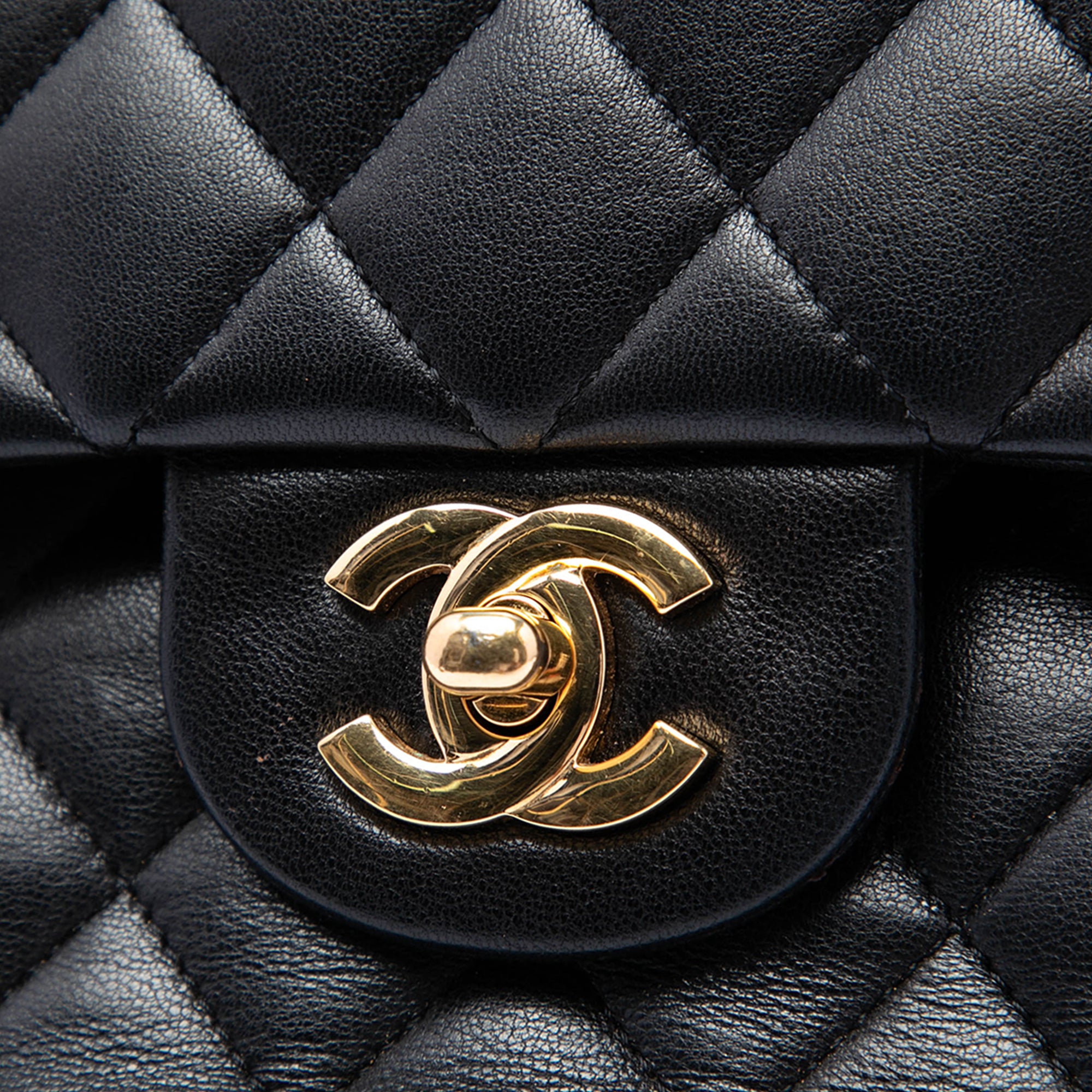 Chanel Medium Classic Lambskin Double Flap - image 5