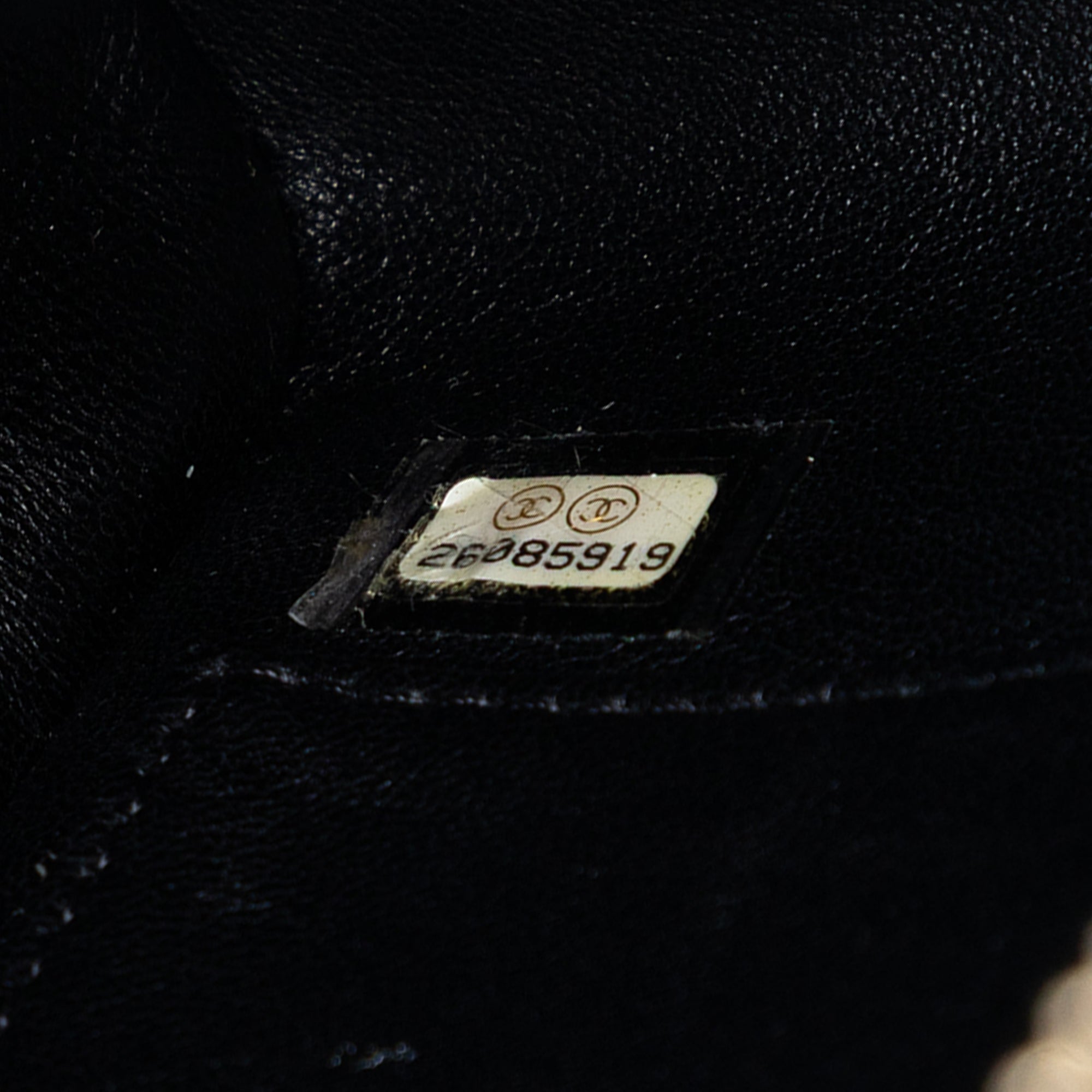 Chanel CC Chevron Calfskin Medal Flap - image 6