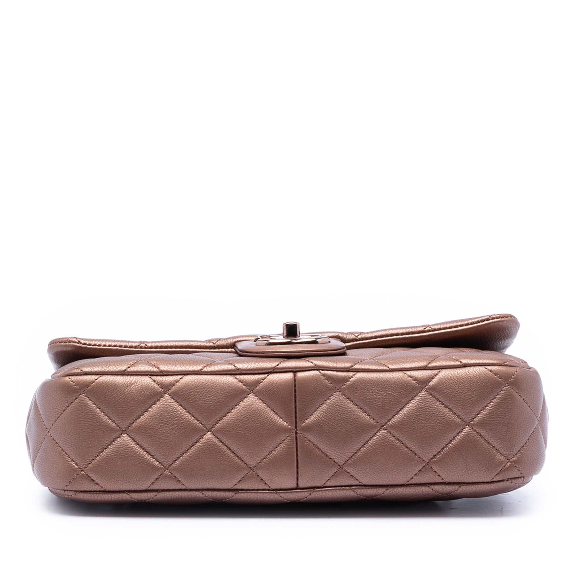 Chanel Medium Iridescent Quilted Goatskin CC Eyelet Flap - image 3