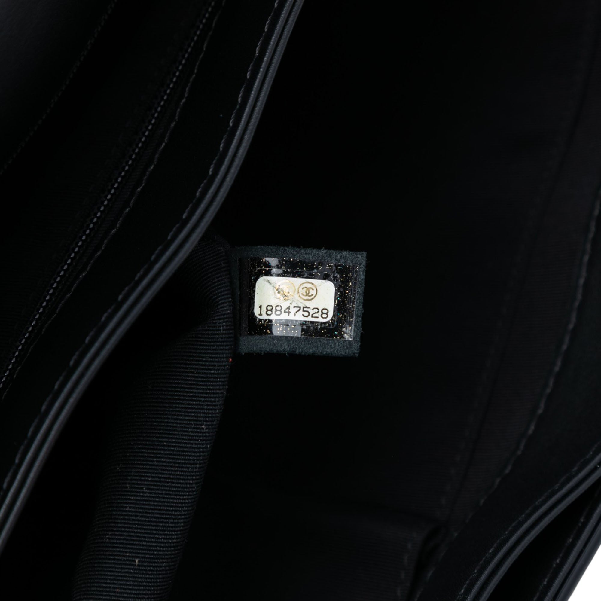 Chanel Extra Large Patent Boy Reverso Flap - image 6