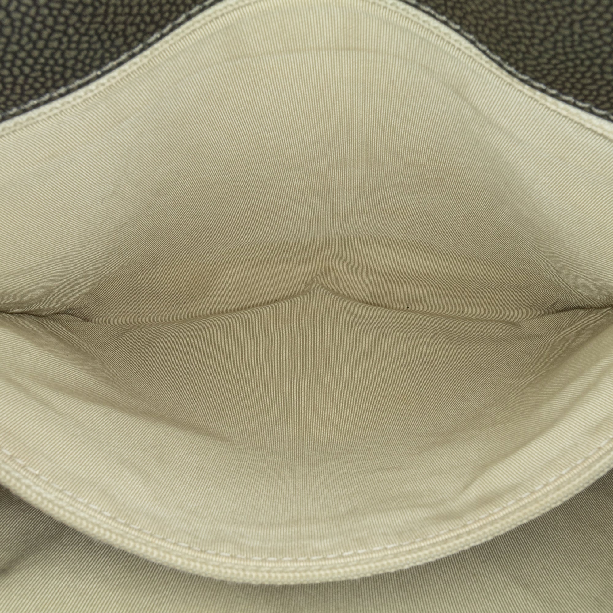 Chanel Metallic Caviar Grand Shopping Tote - image 9