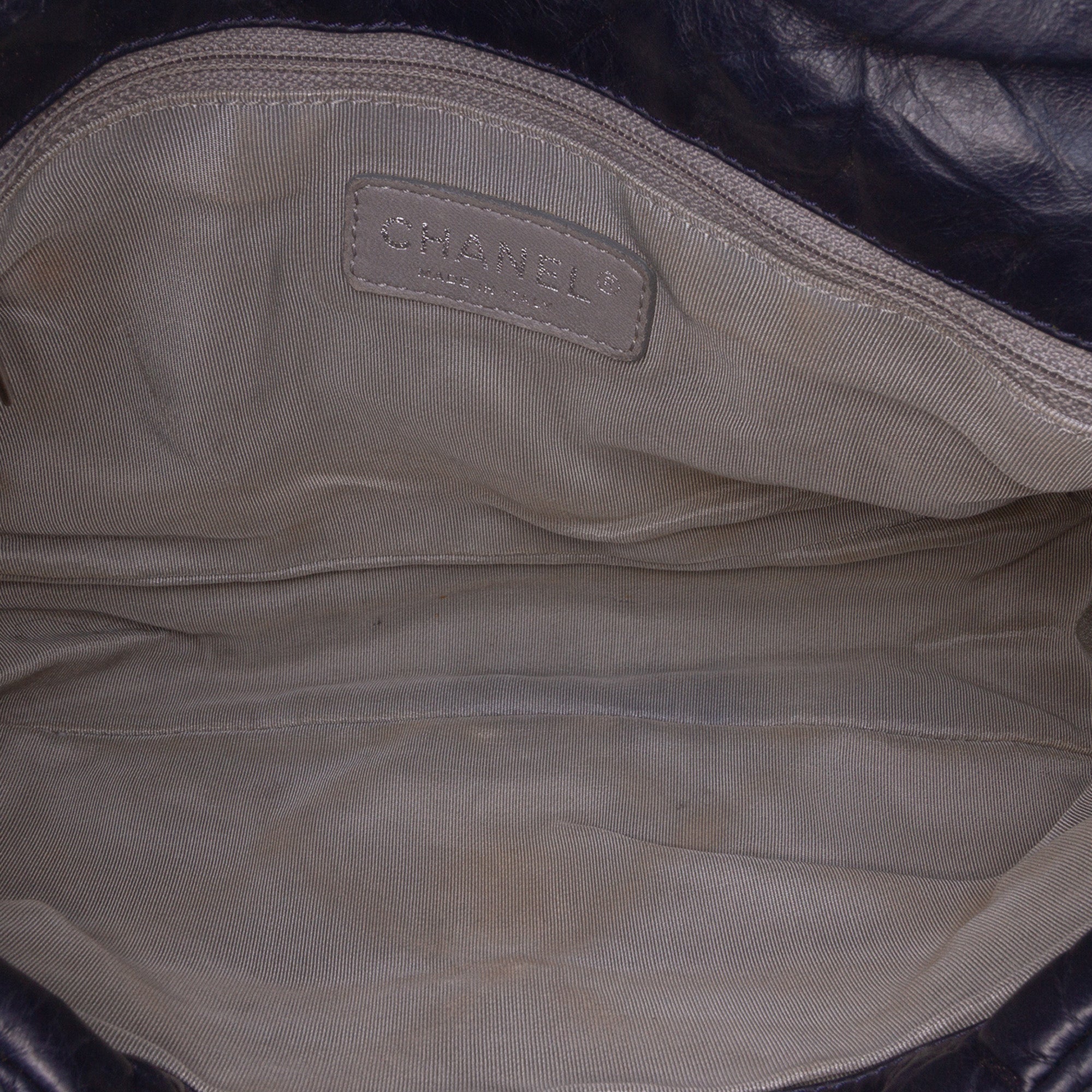Chanel Medium Quilted Crinkled Calfskin Ultra Stitch Flap - image 4