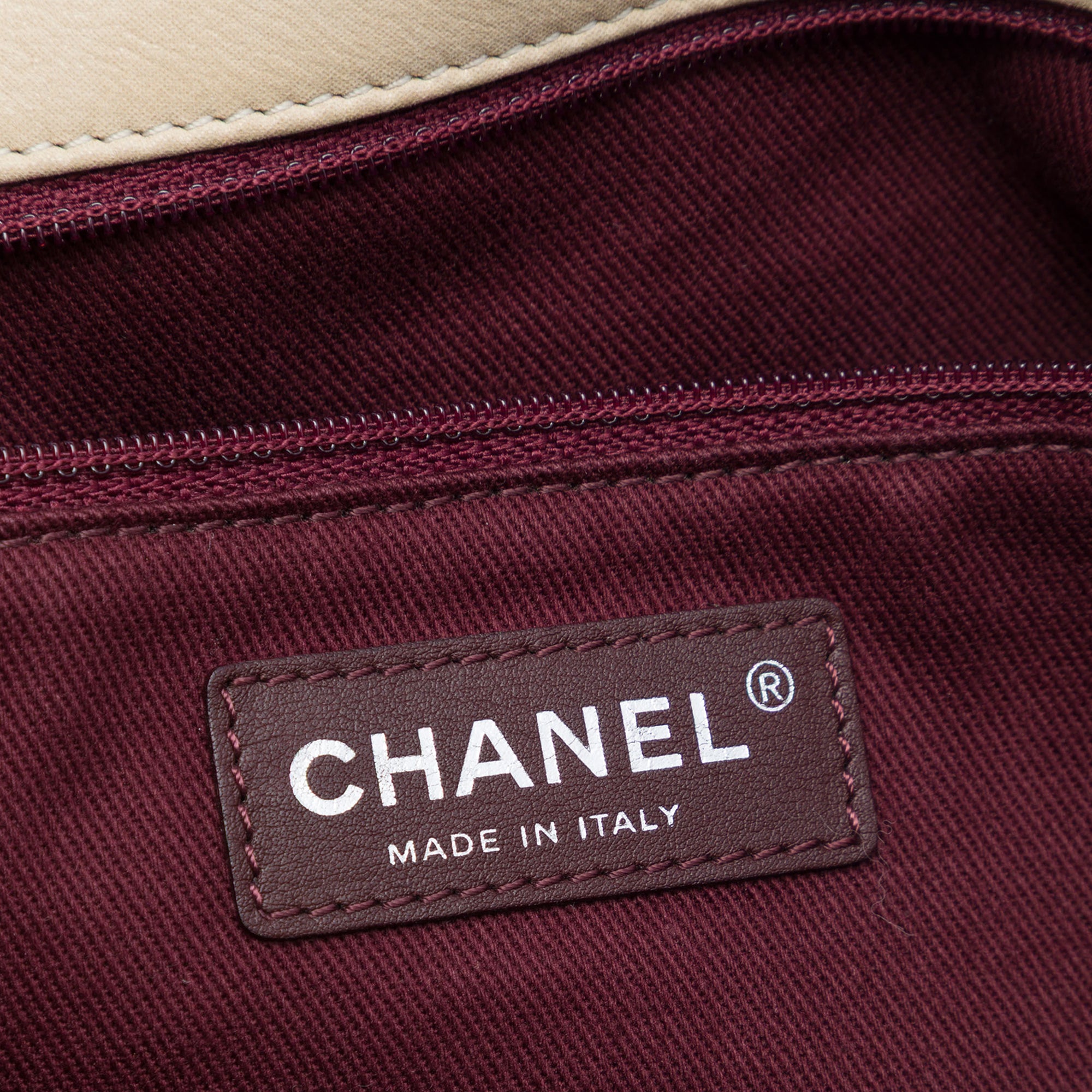 Chanel Jumbo Iridescent Calfskin In The Mix Flap - image 5