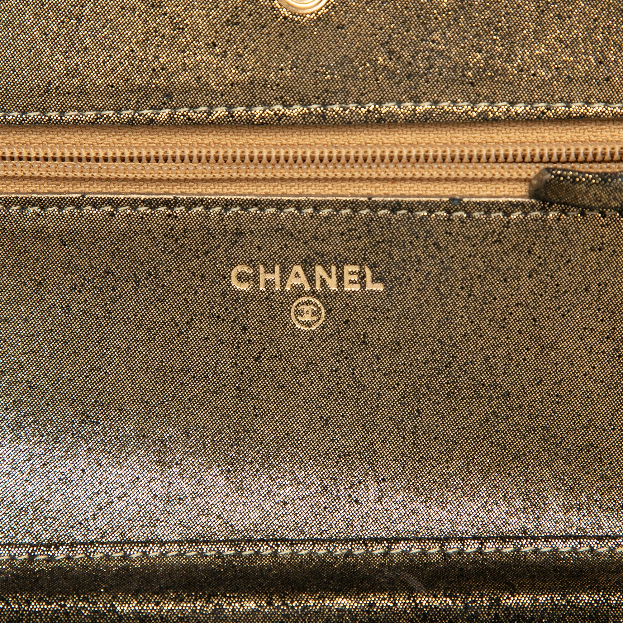 Chanel Quilted Iridescent Lambskin Tartan Button Wallet On Chain - image 5