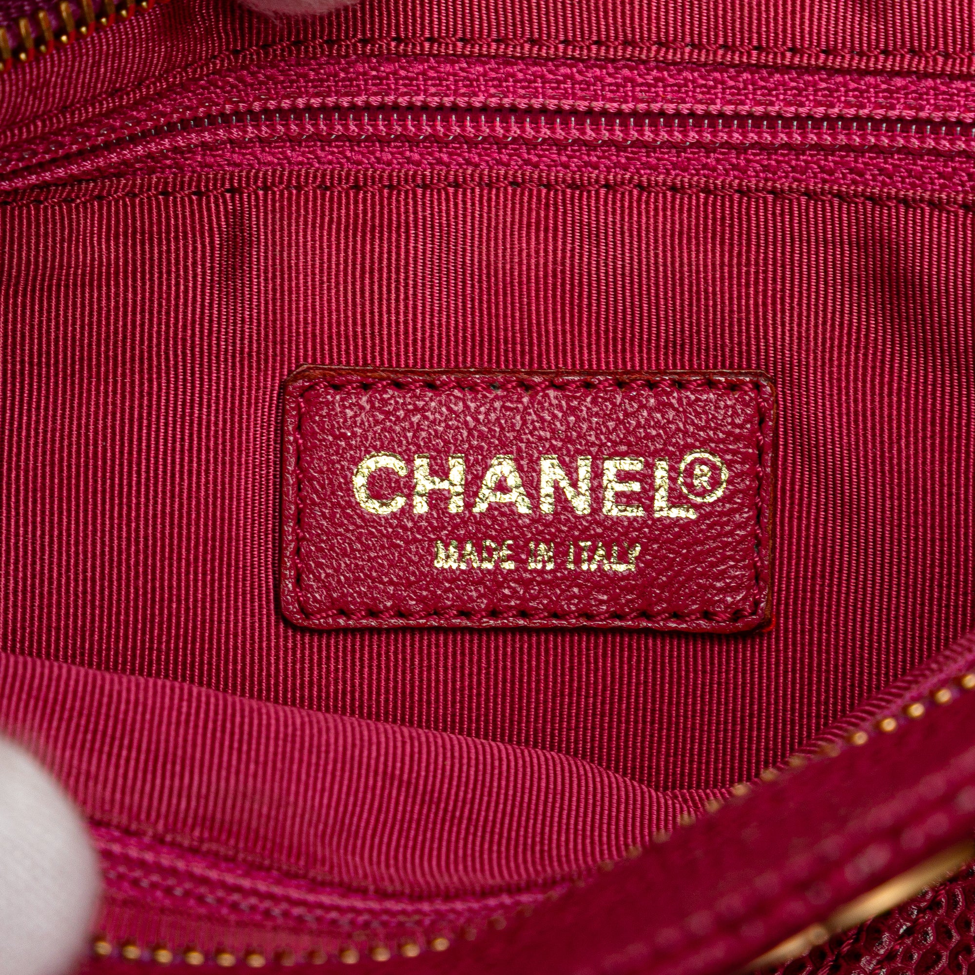 Chanel CC Quilted Caviar Chain Tote - image 5