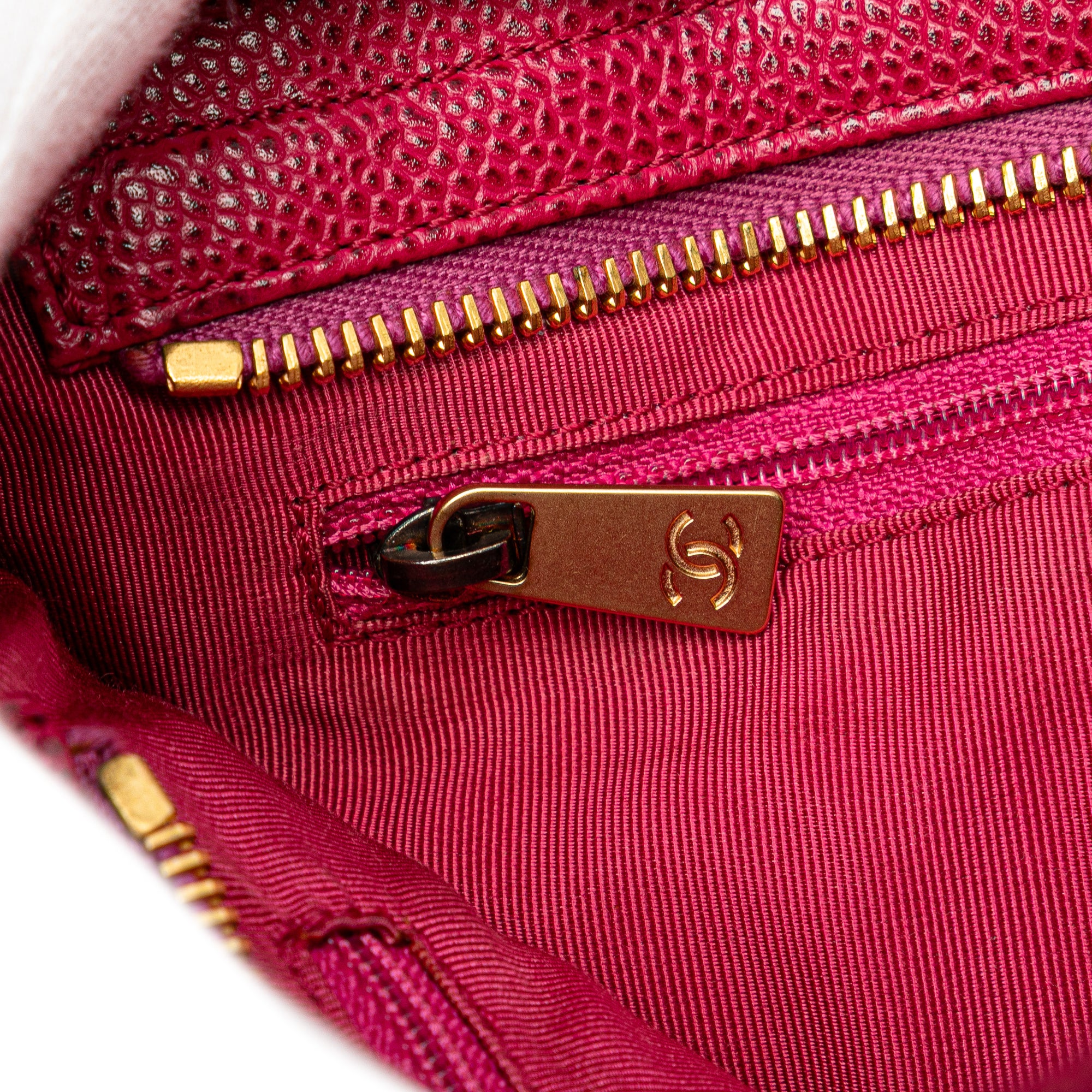 Chanel CC Quilted Caviar Chain Tote - image 9