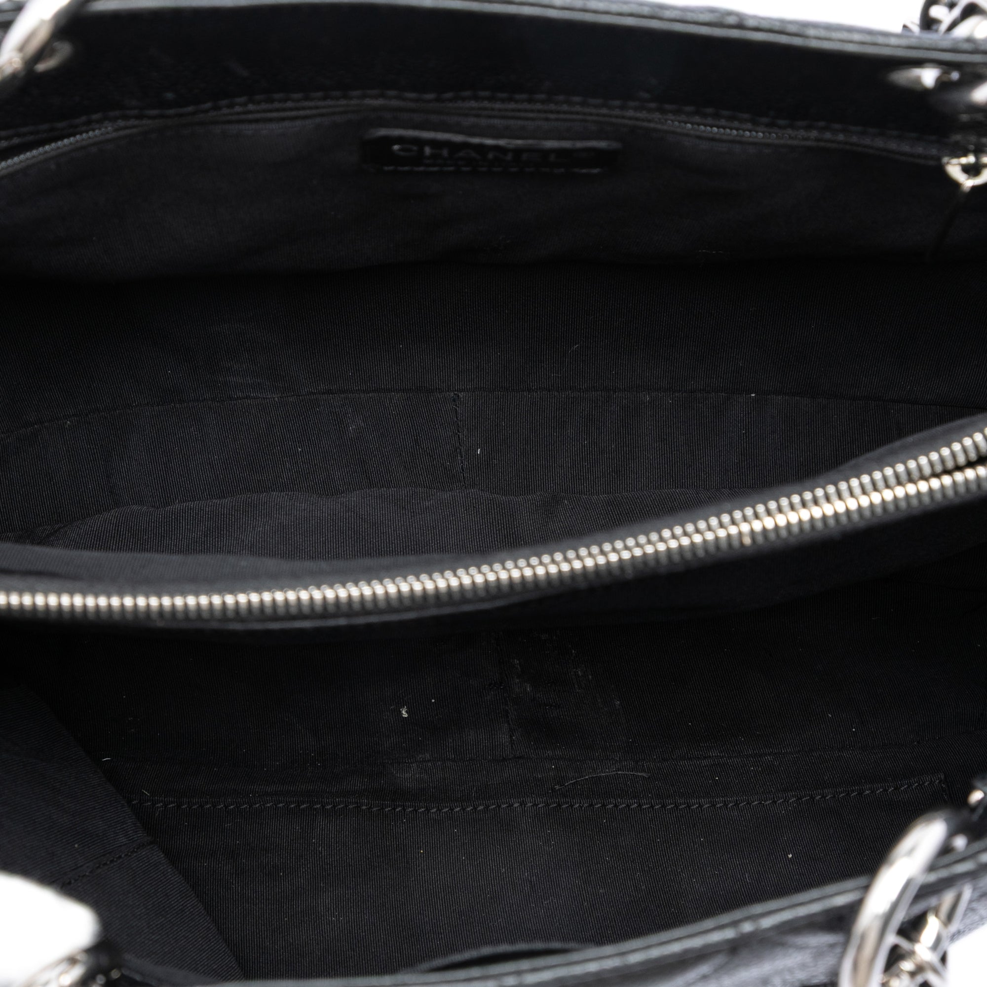 Chanel Caviar Grand Shopping Tote - image 4
