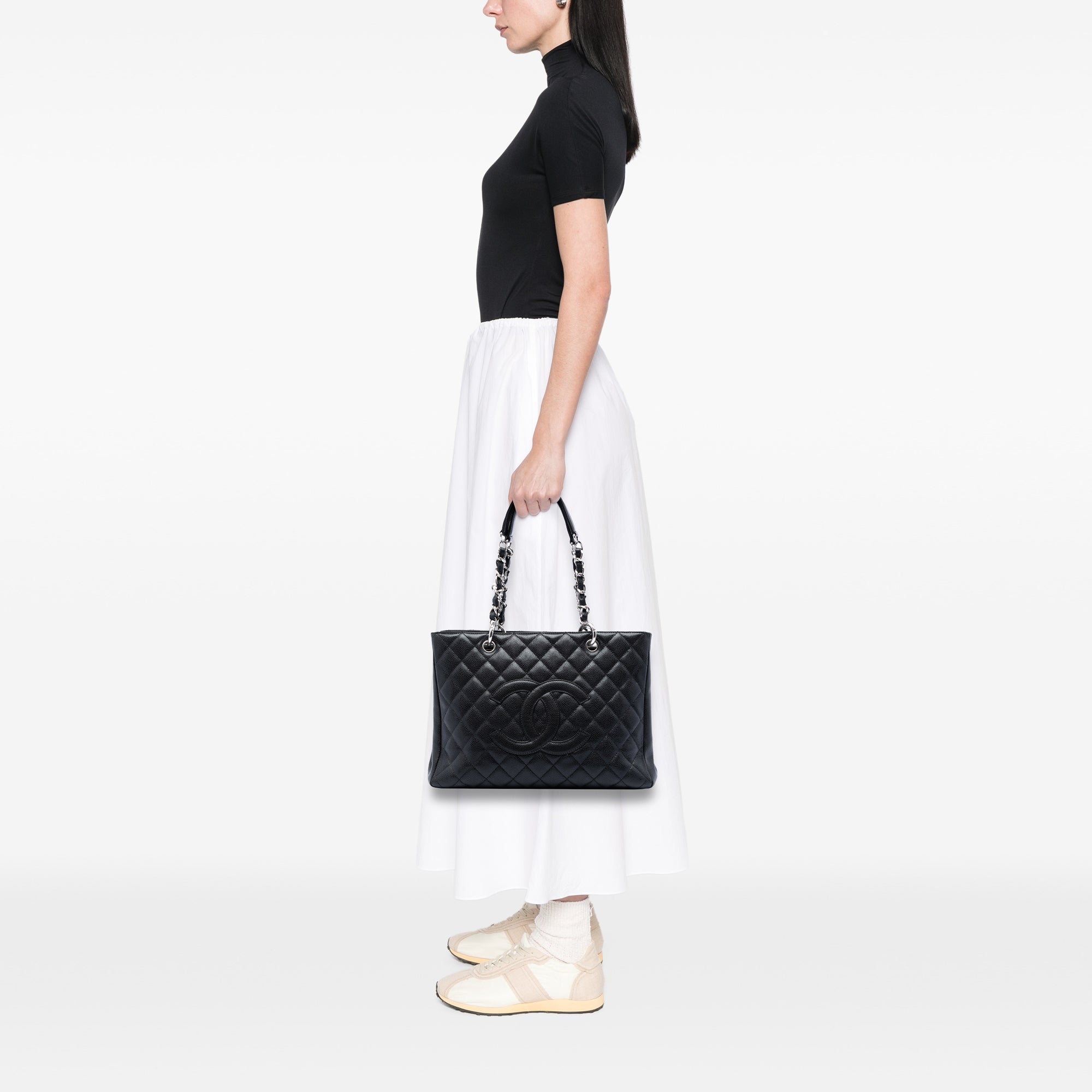 Chanel Caviar Grand Shopping Tote - image 5