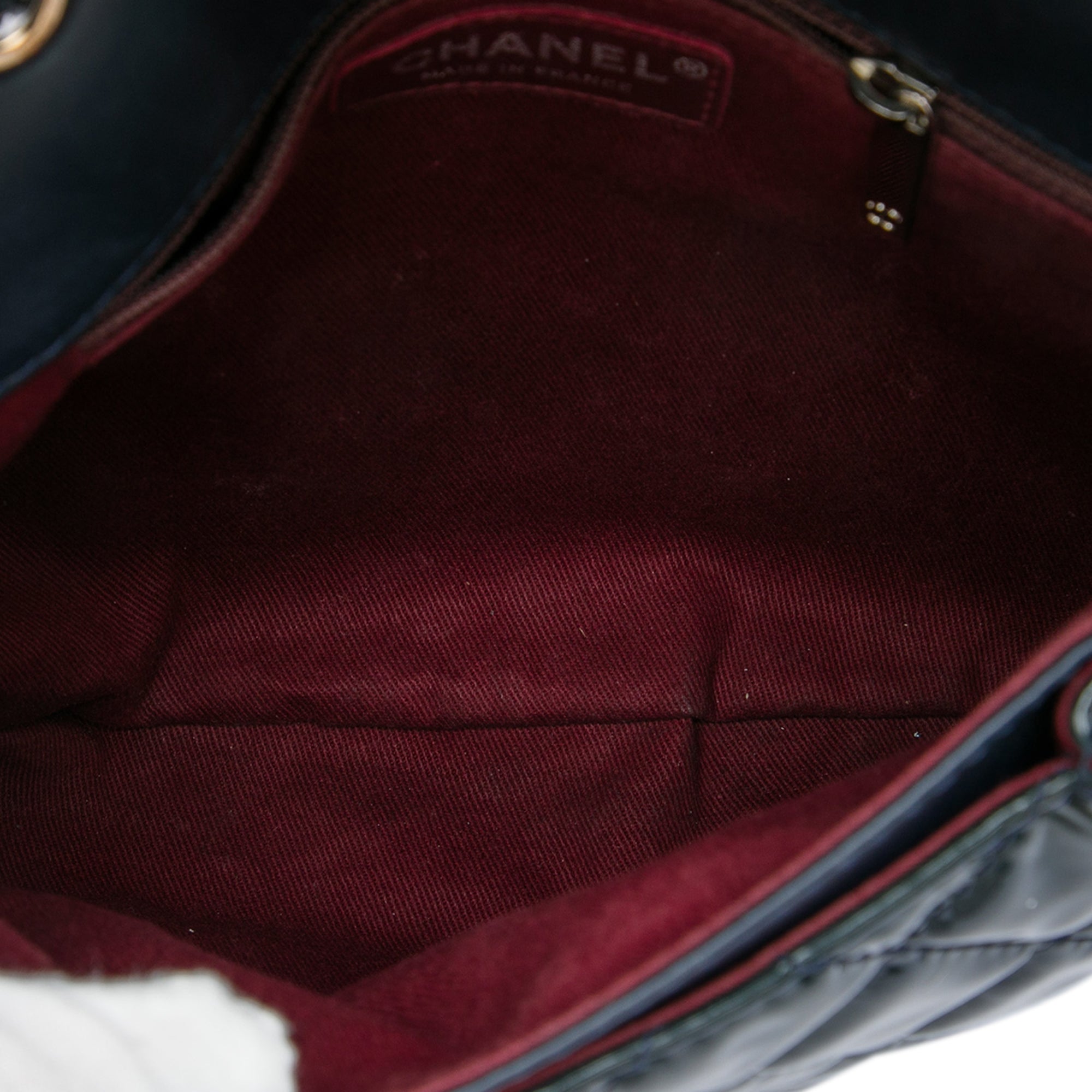Chanel Medium Quilted Patent Bubble CC Flap - image 4