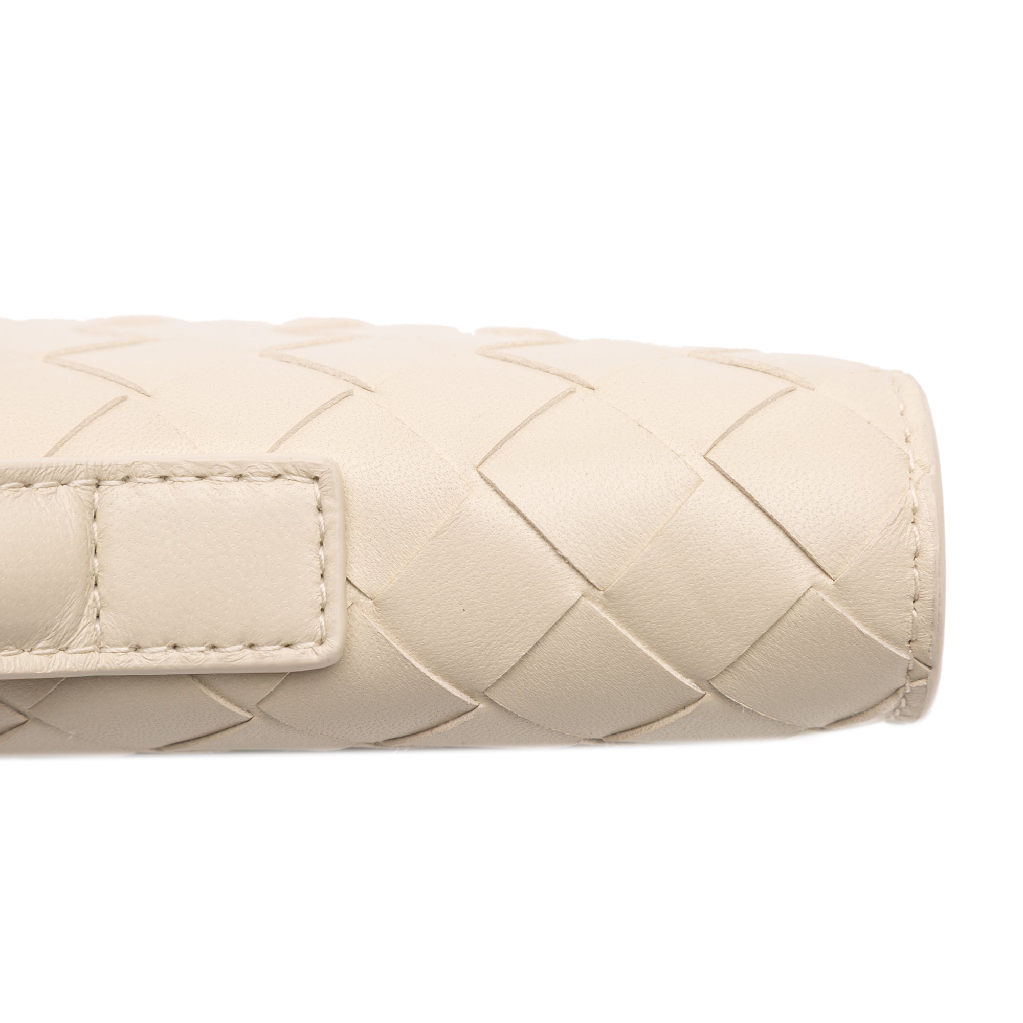 Bottega Veneta Lambskin Intrecciato Andiamo Clutch - image 9