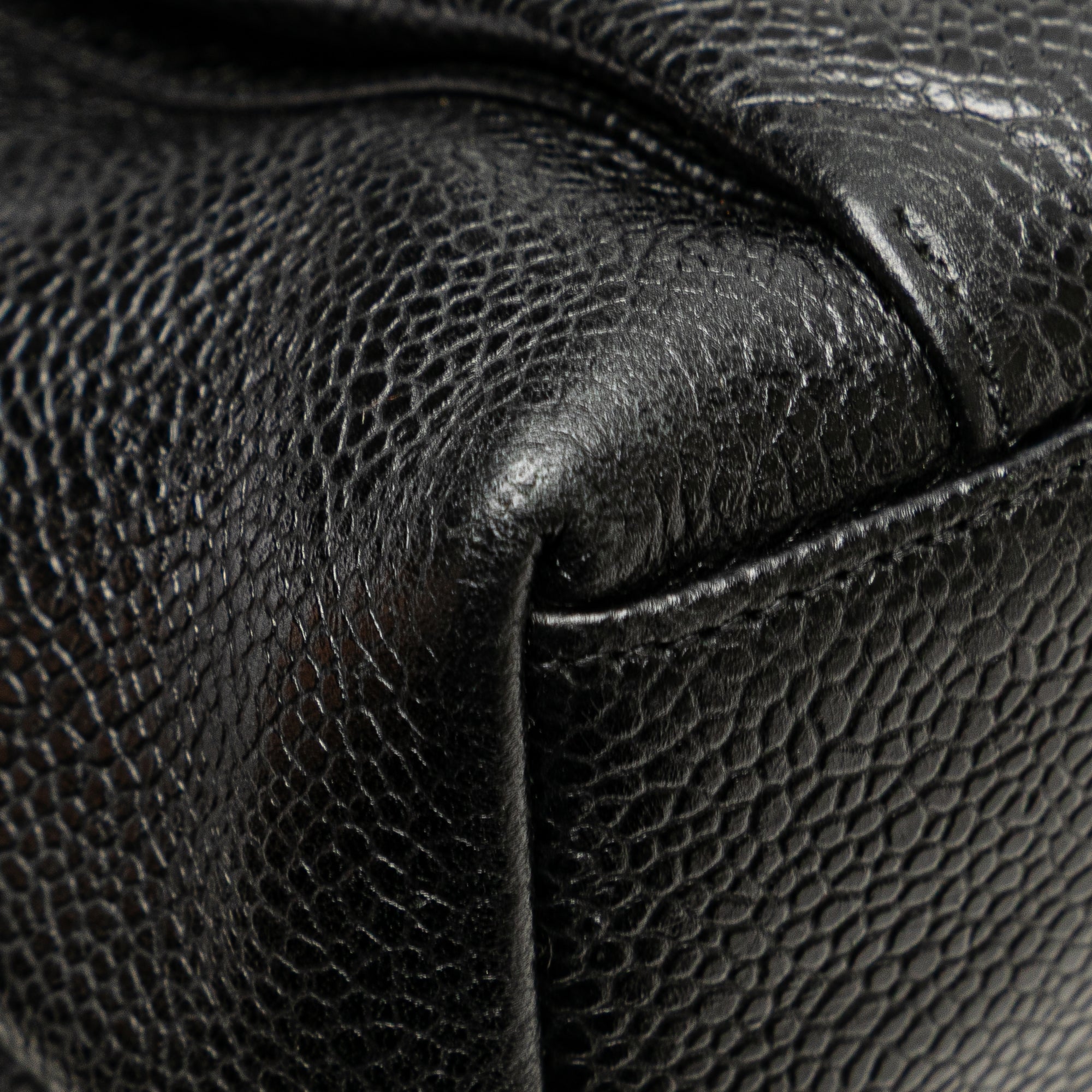 Chanel CC Caviar Shoulder Bag - image 11