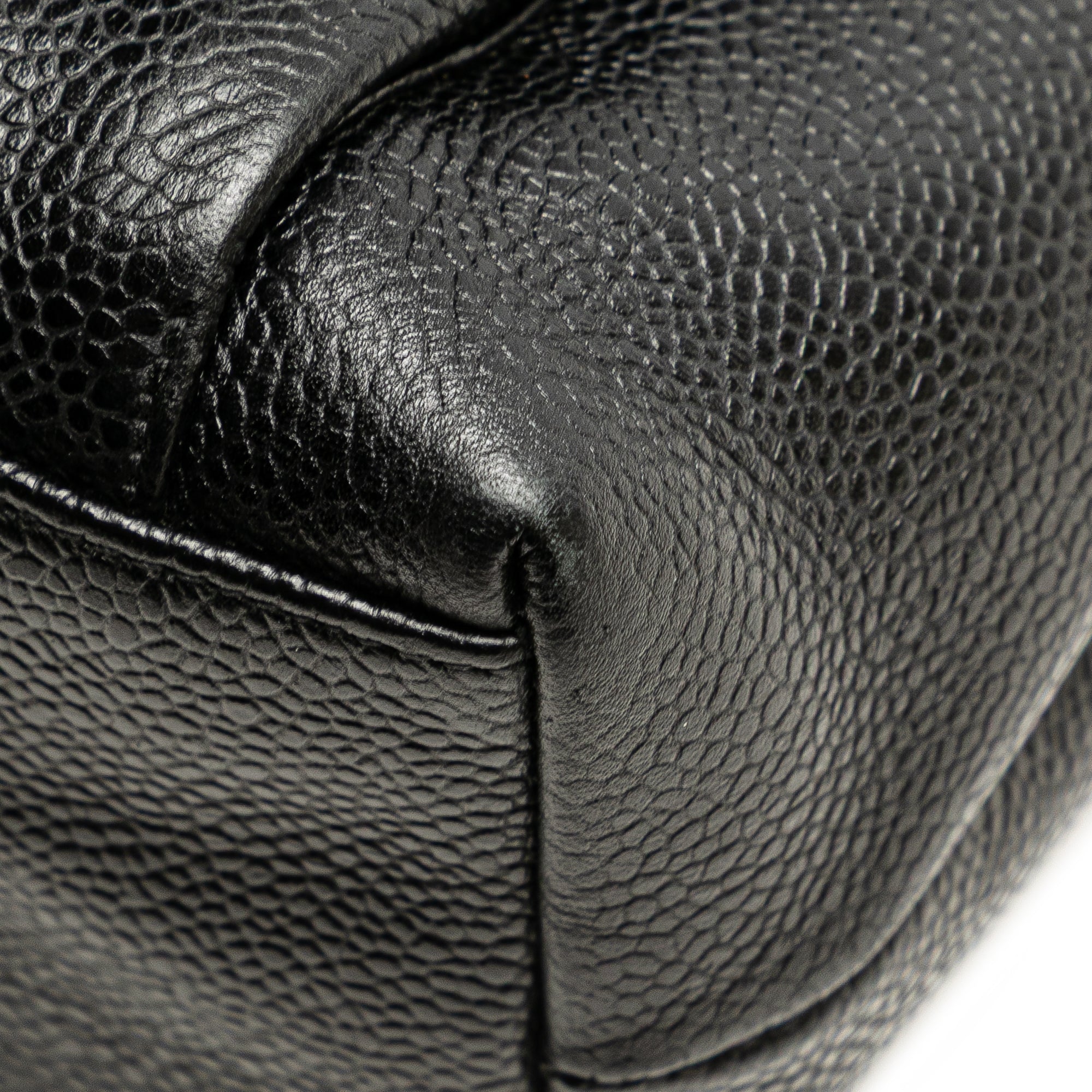 Chanel CC Caviar Shoulder Bag - image 12