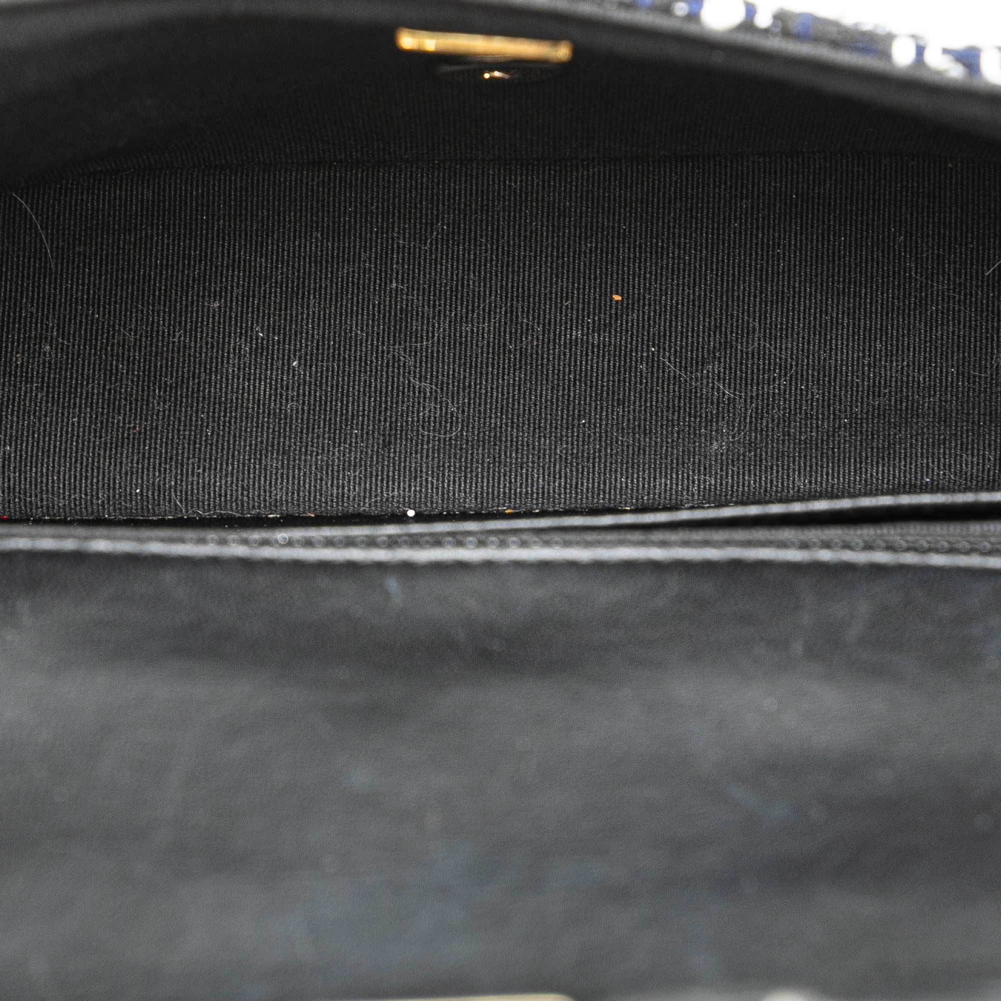 Chanel Mini Tweed Resin Heart Flap - image 4